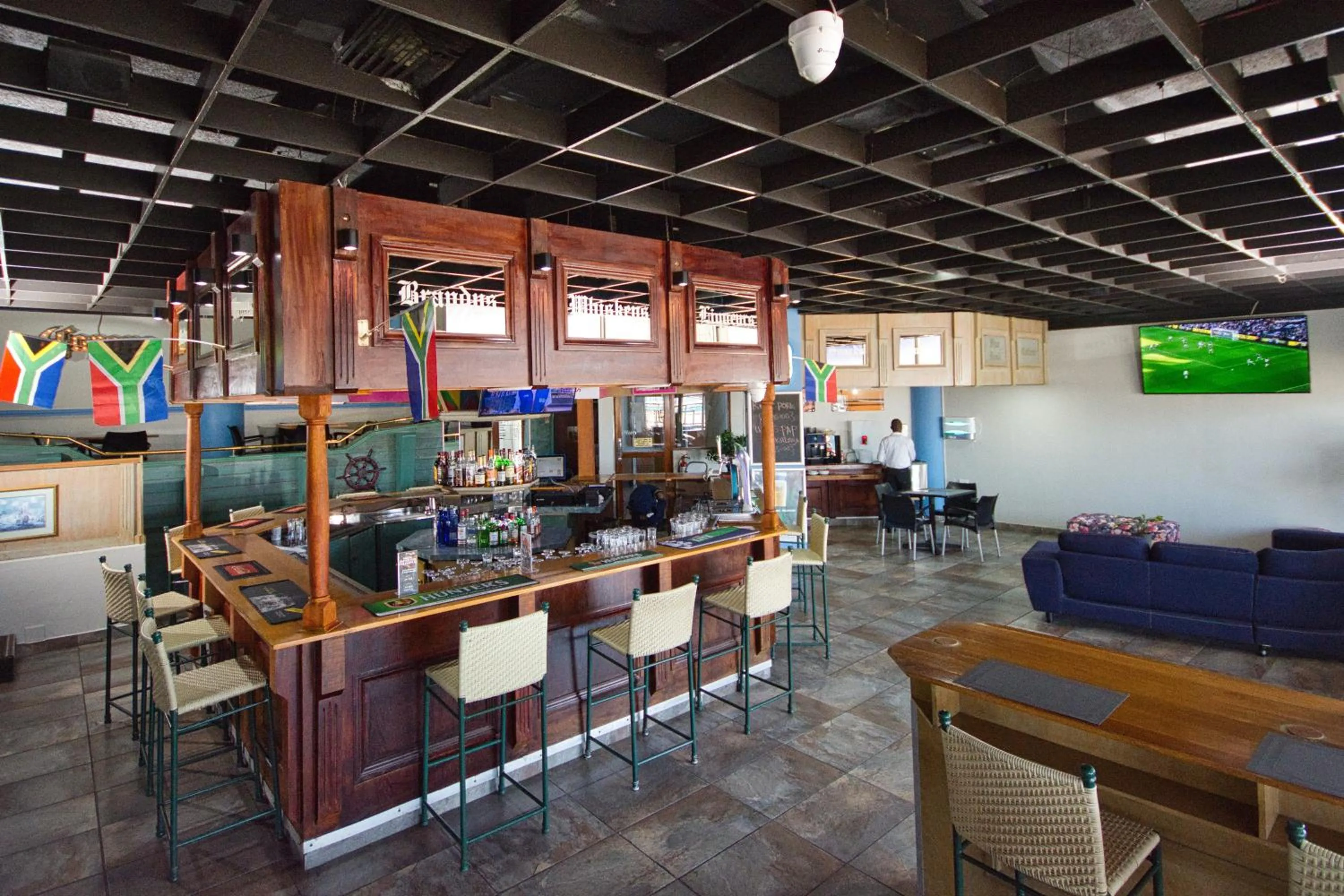 Restaurant/places to eat in Gooderson Tropicana Hotel