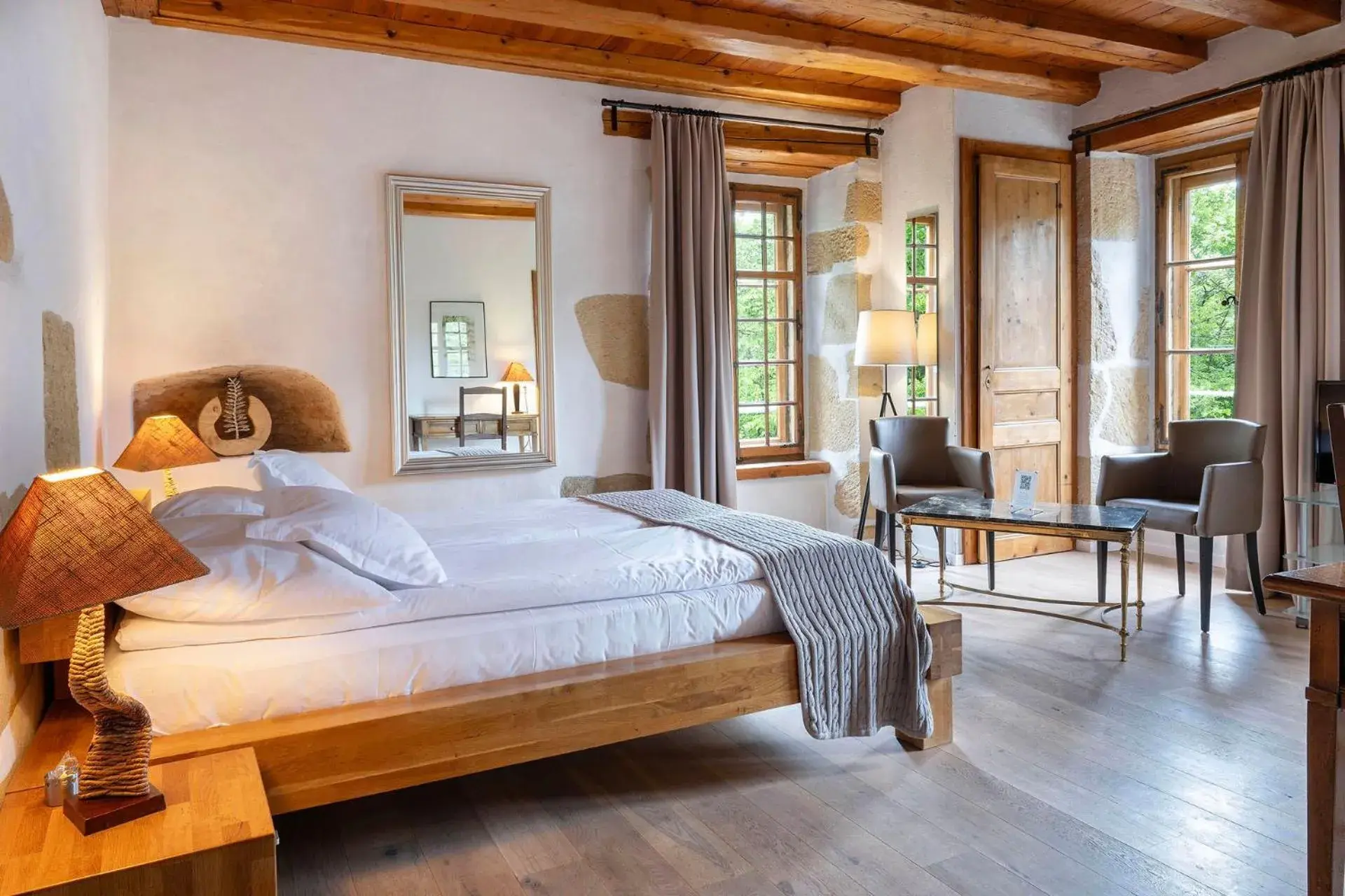 King Room - single occupancy in Hôtel La Maison du Prussien King Room - single occupancy in Hôtel La Maison du Prussien