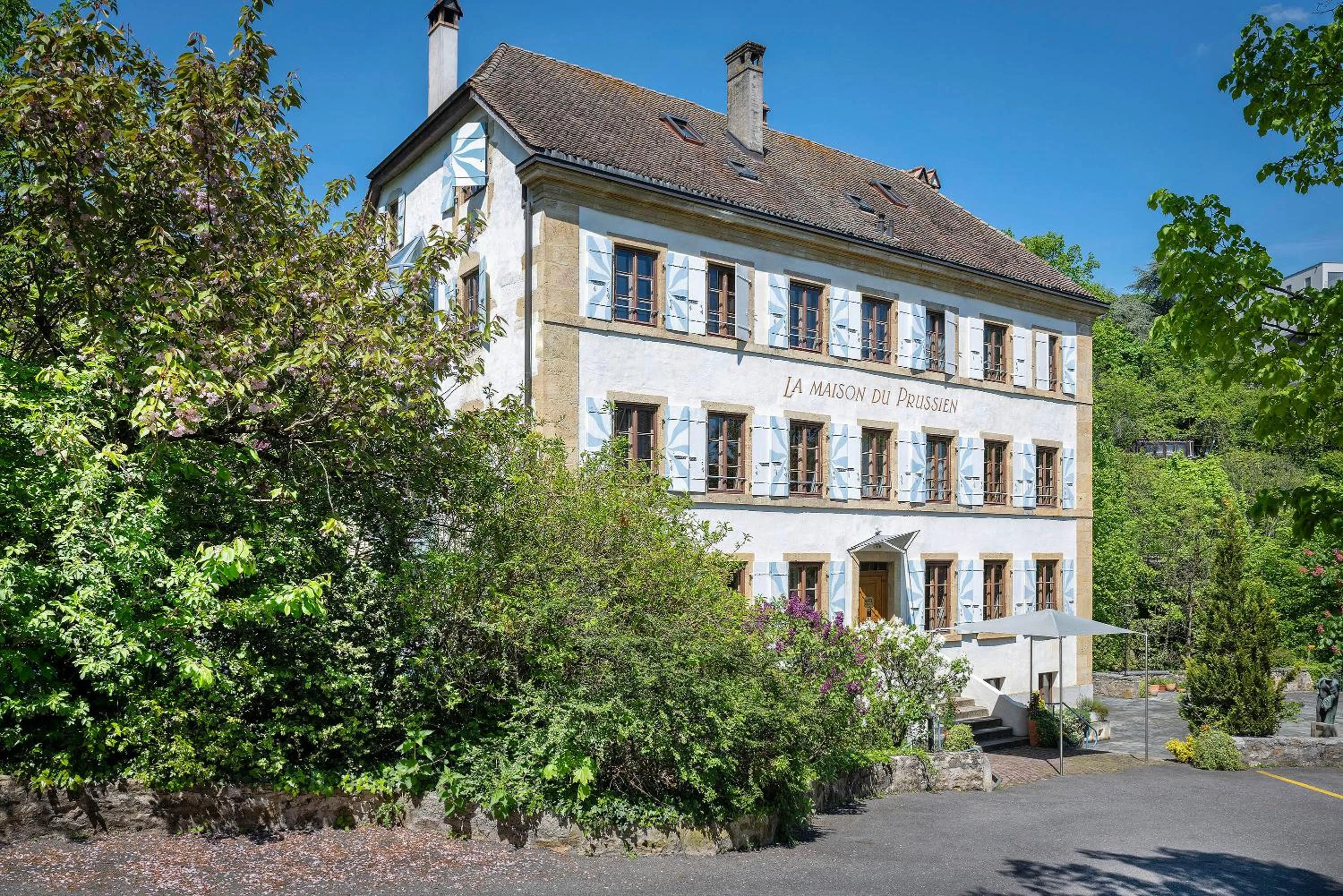 Property building in Hôtel La Maison du Prussien