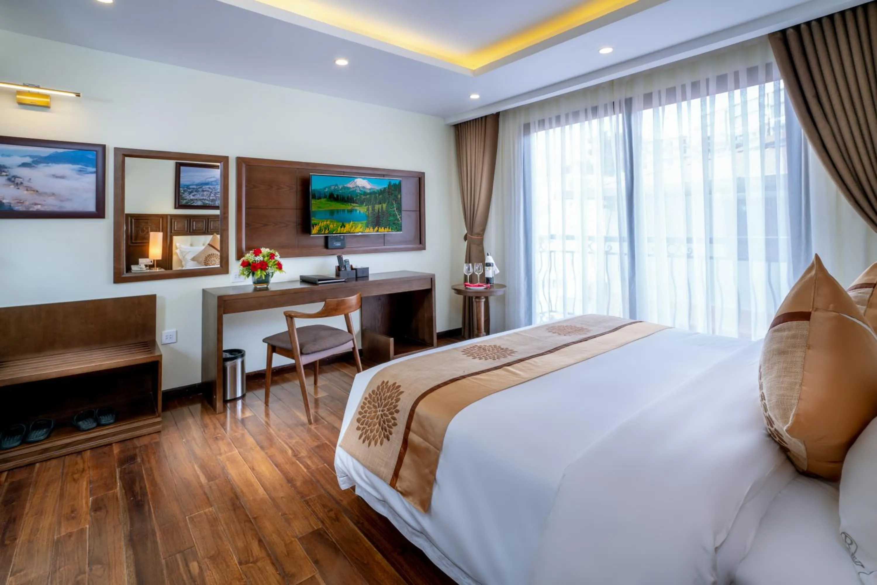 TV and multimedia, Bed in Sapa Relax Hotel & Spa