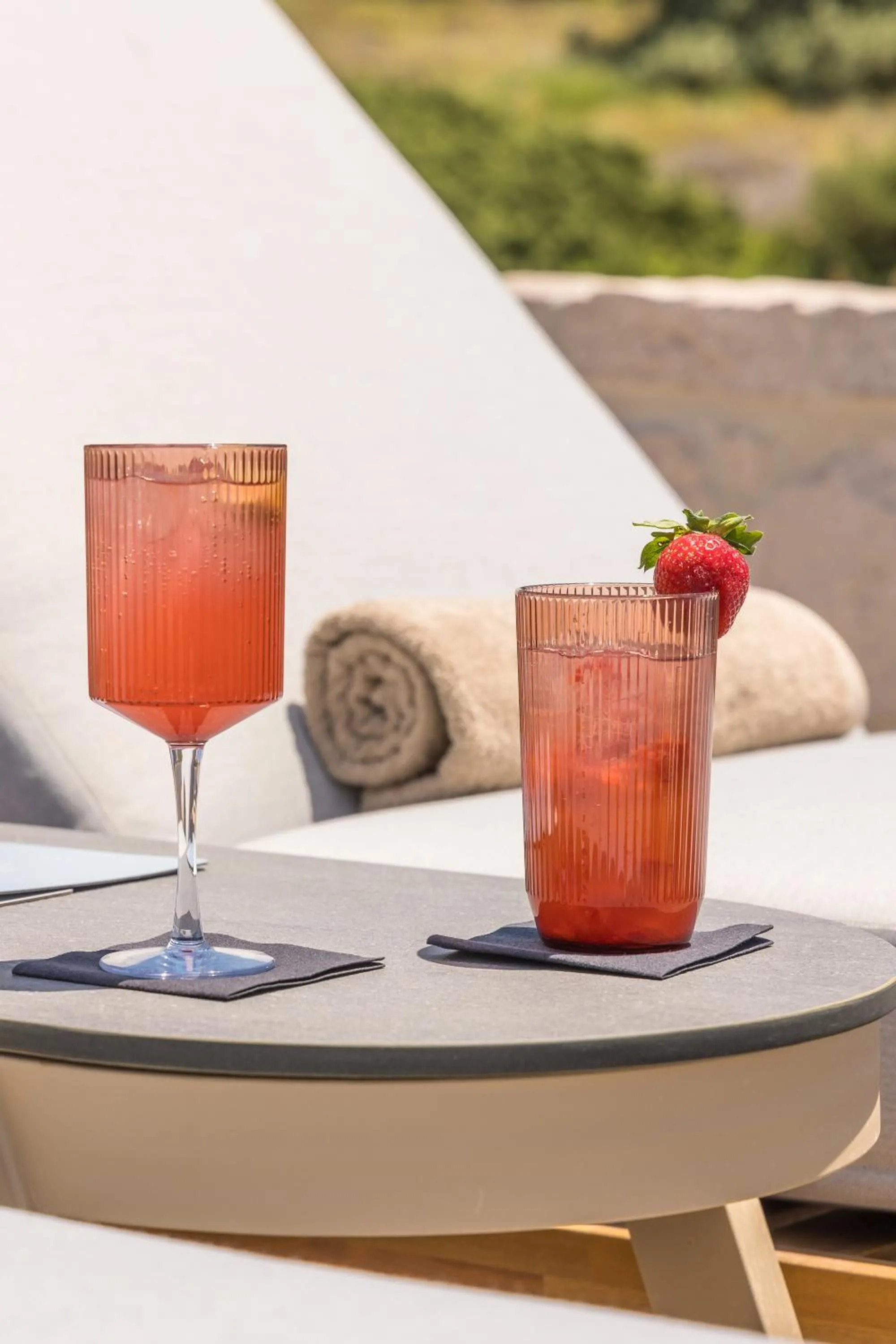 Drinks in Golden Milos Beach Ηouse by Domotel