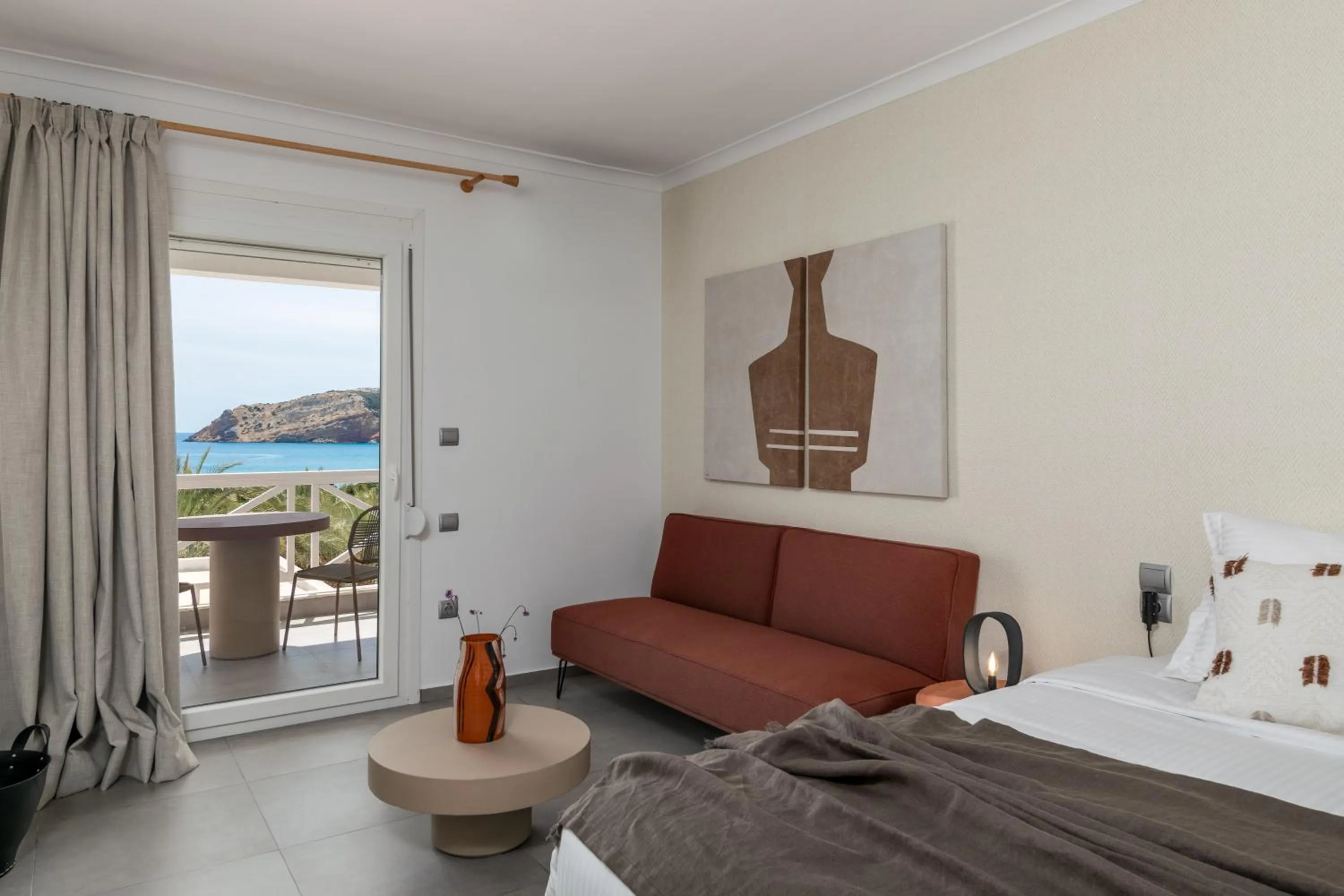 Bed in Golden Milos Beach Ηouse by Domotel