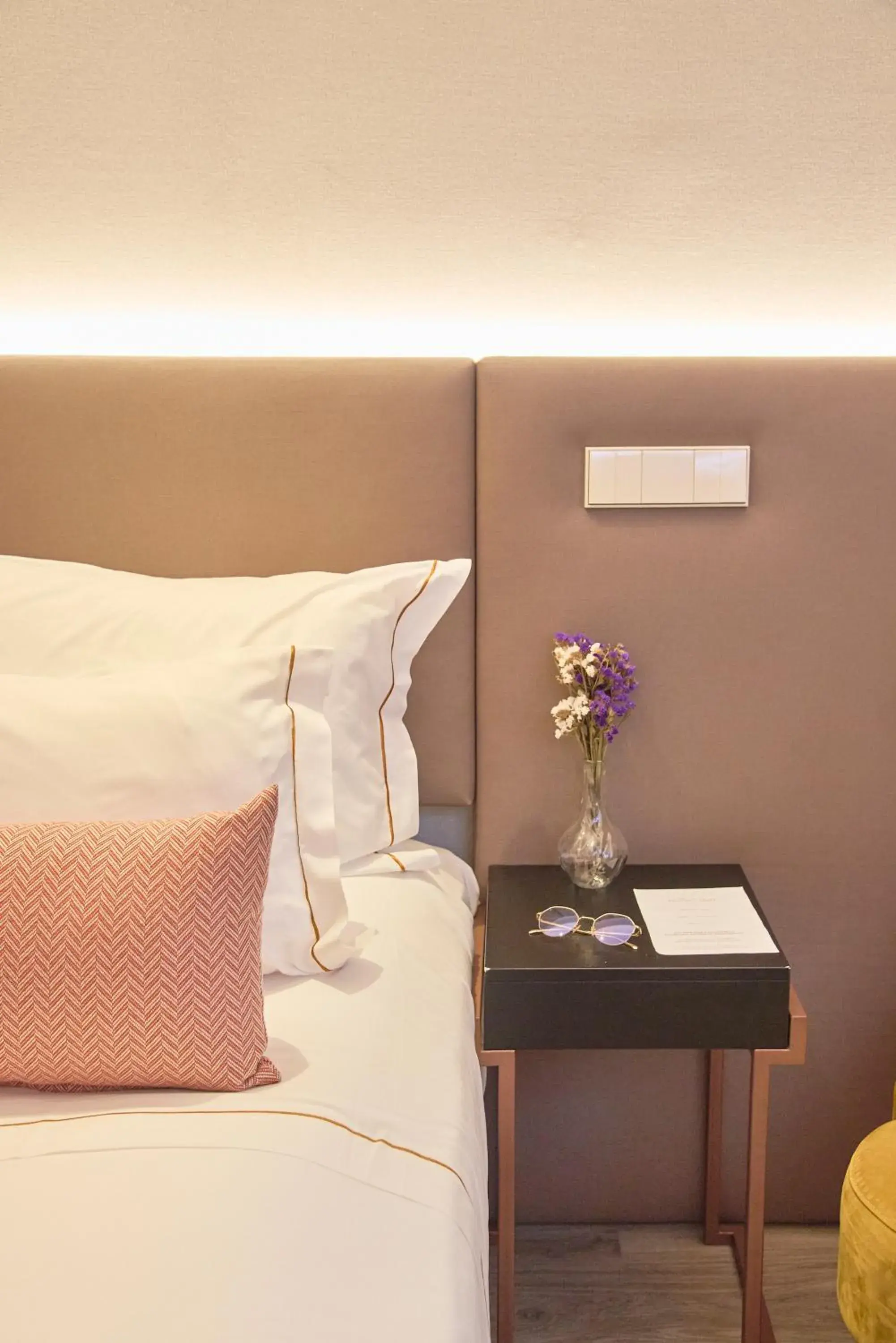 Bed in Hotel Moon & Sun Braga Bed in Hotel Moon & Sun Braga