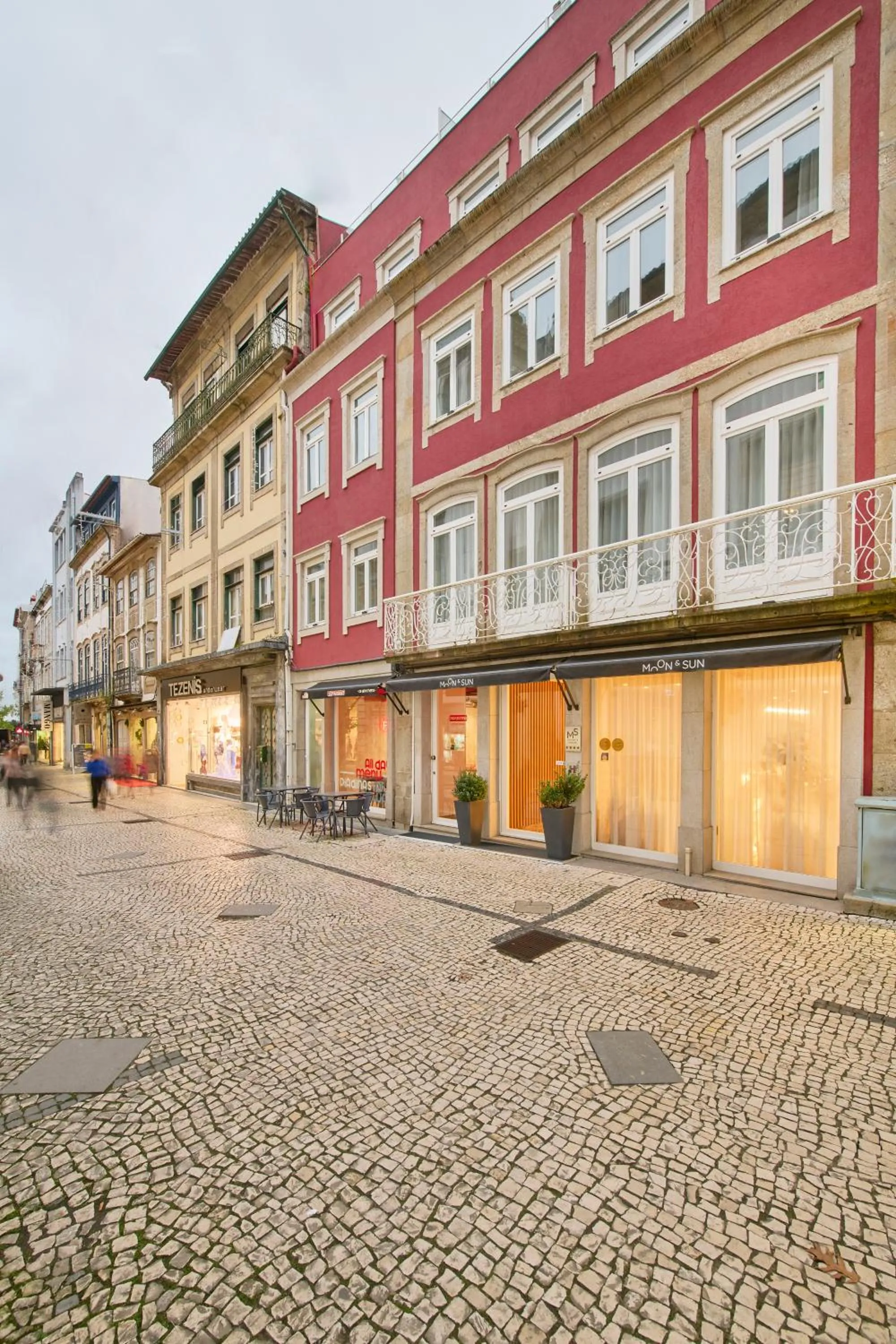 Facade/entrance in Hotel Moon & Sun Braga