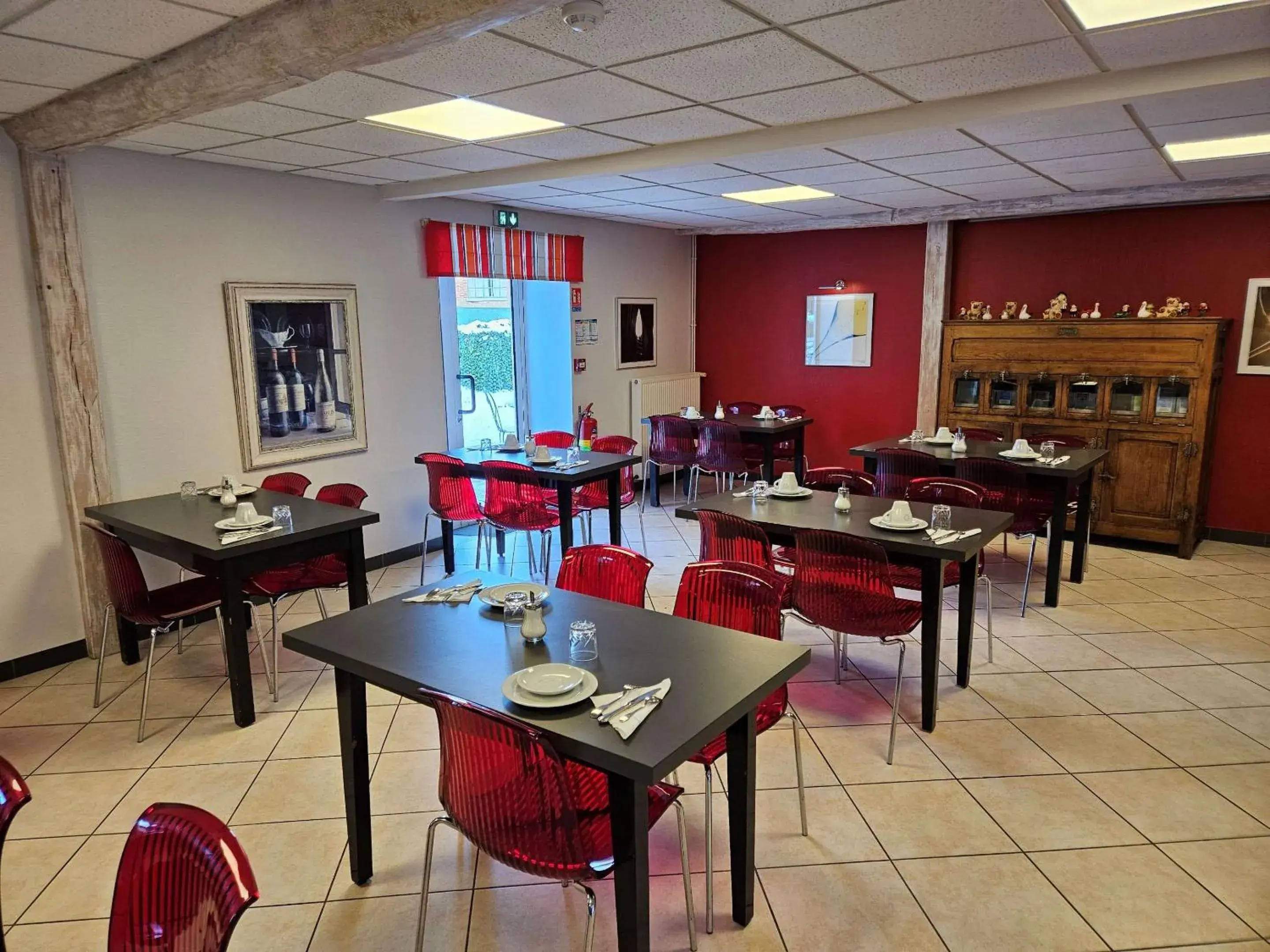 Breakfast in Auberge du Lac, Sure Hotel Collection by Best Western Breakfast in Auberge du Lac, Sure Hotel Collection by Best Western