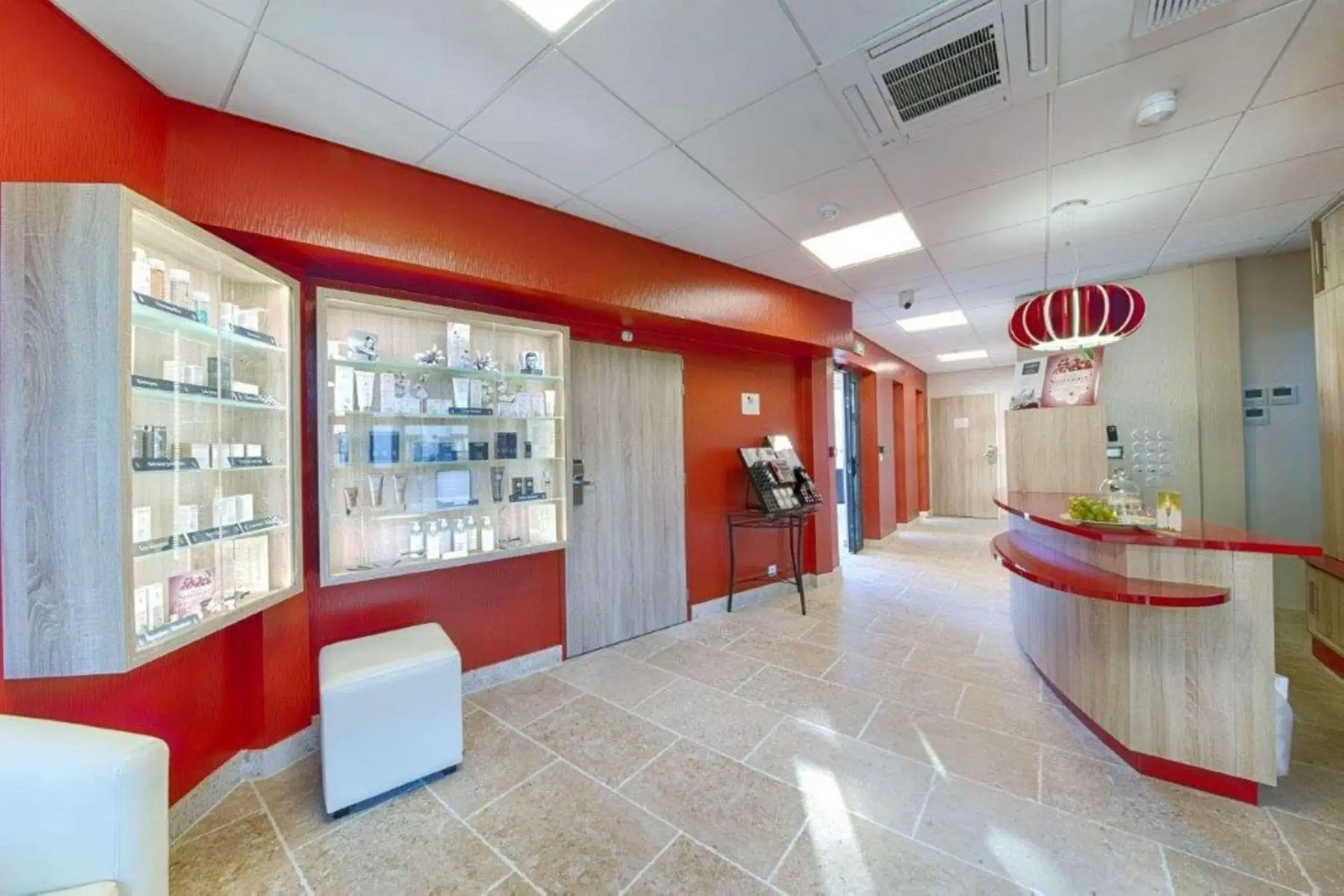 Spa and wellness centre/facilities in Auberge du Lac, Sure Hotel Collection by Best Western Spa and wellness centre/facilities in Auberge du Lac, Sure Hotel Collection by Best Western