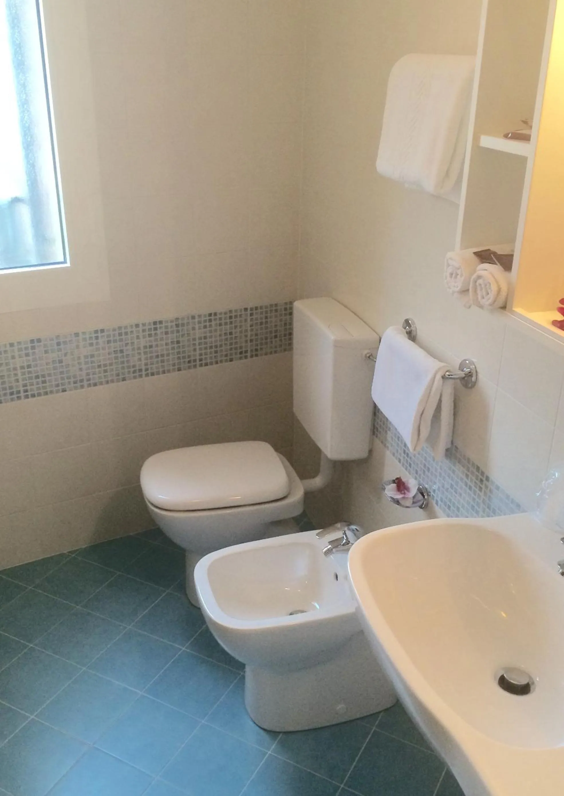 Bathroom in Hotel American