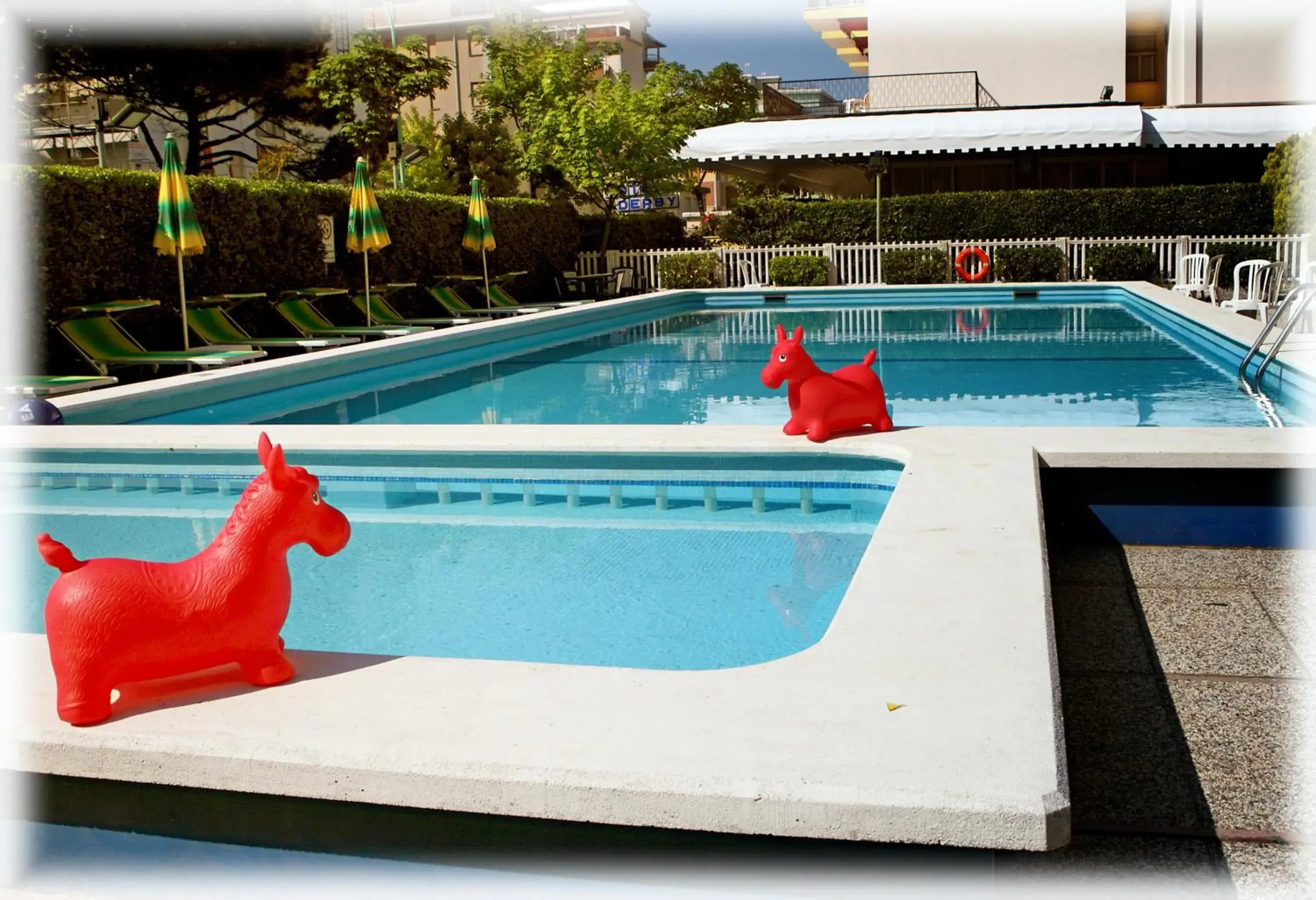 Swimming Pool in Hotel American