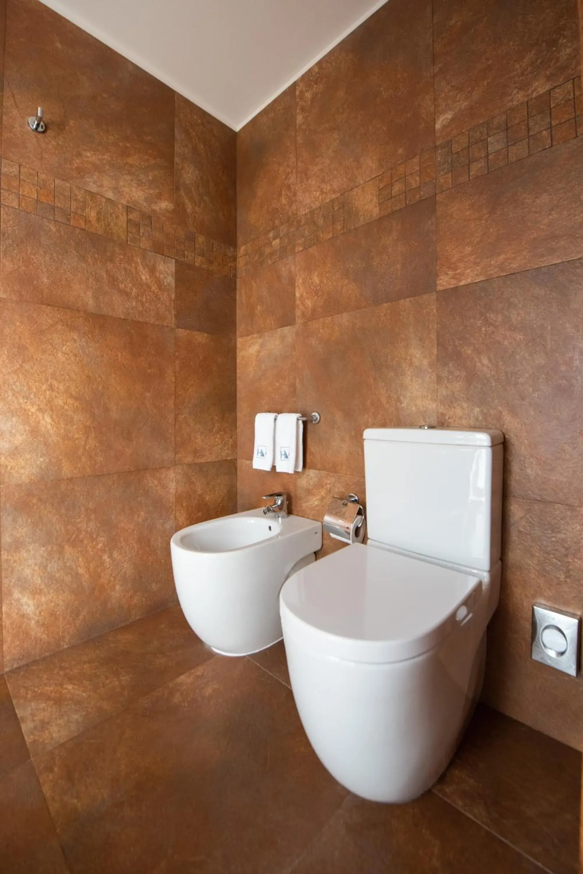 Double Room With Balcony for Single Use in Eurostars Oporto Double Room With Balcony for Single Use in Eurostars Oporto