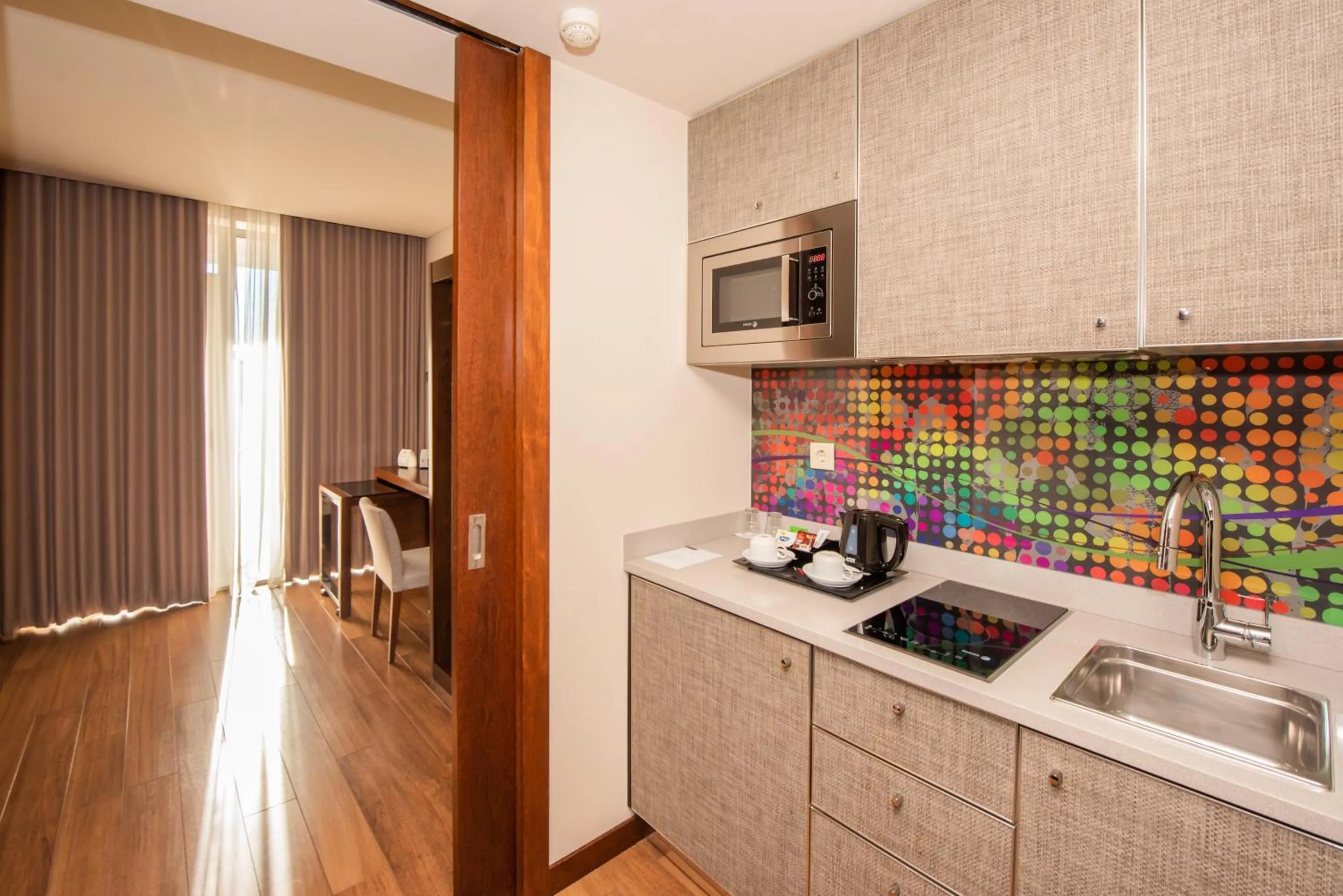 Kitchen or kitchenette in Eurostars Oporto