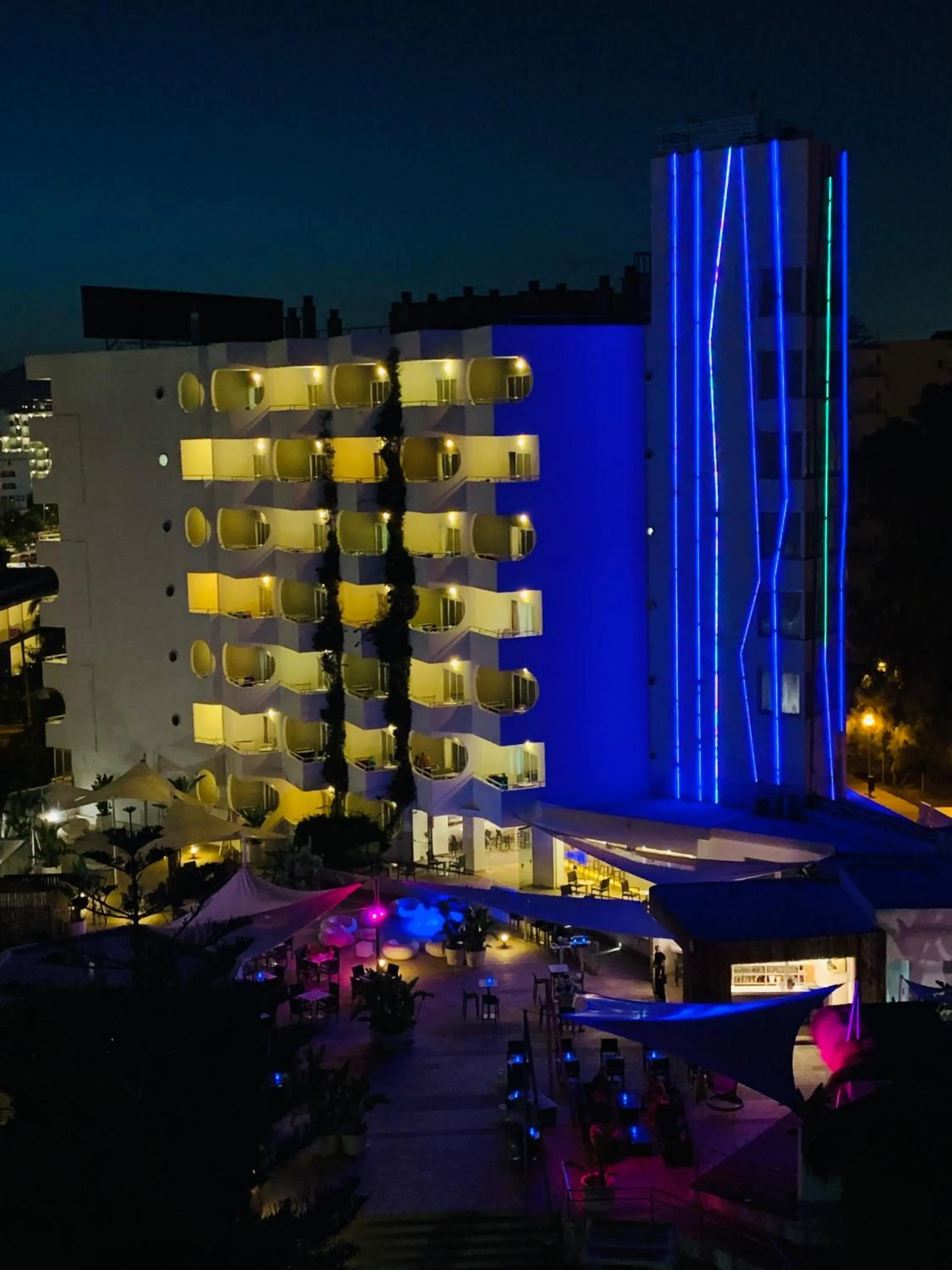 Property building in BG Pamplona