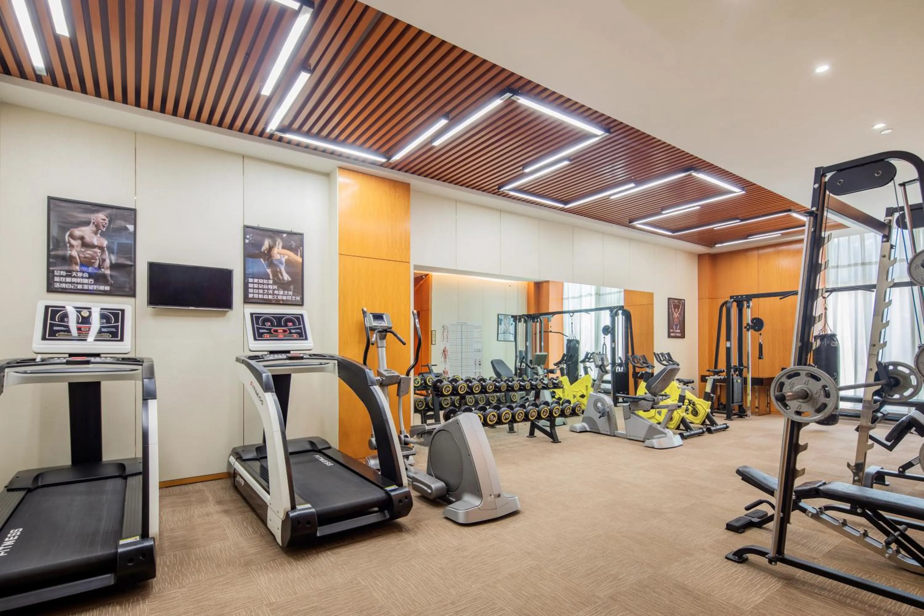 Fitness centre/facilities in Metropolo Jinjiang Yongqing Daxing International Airport Hotel