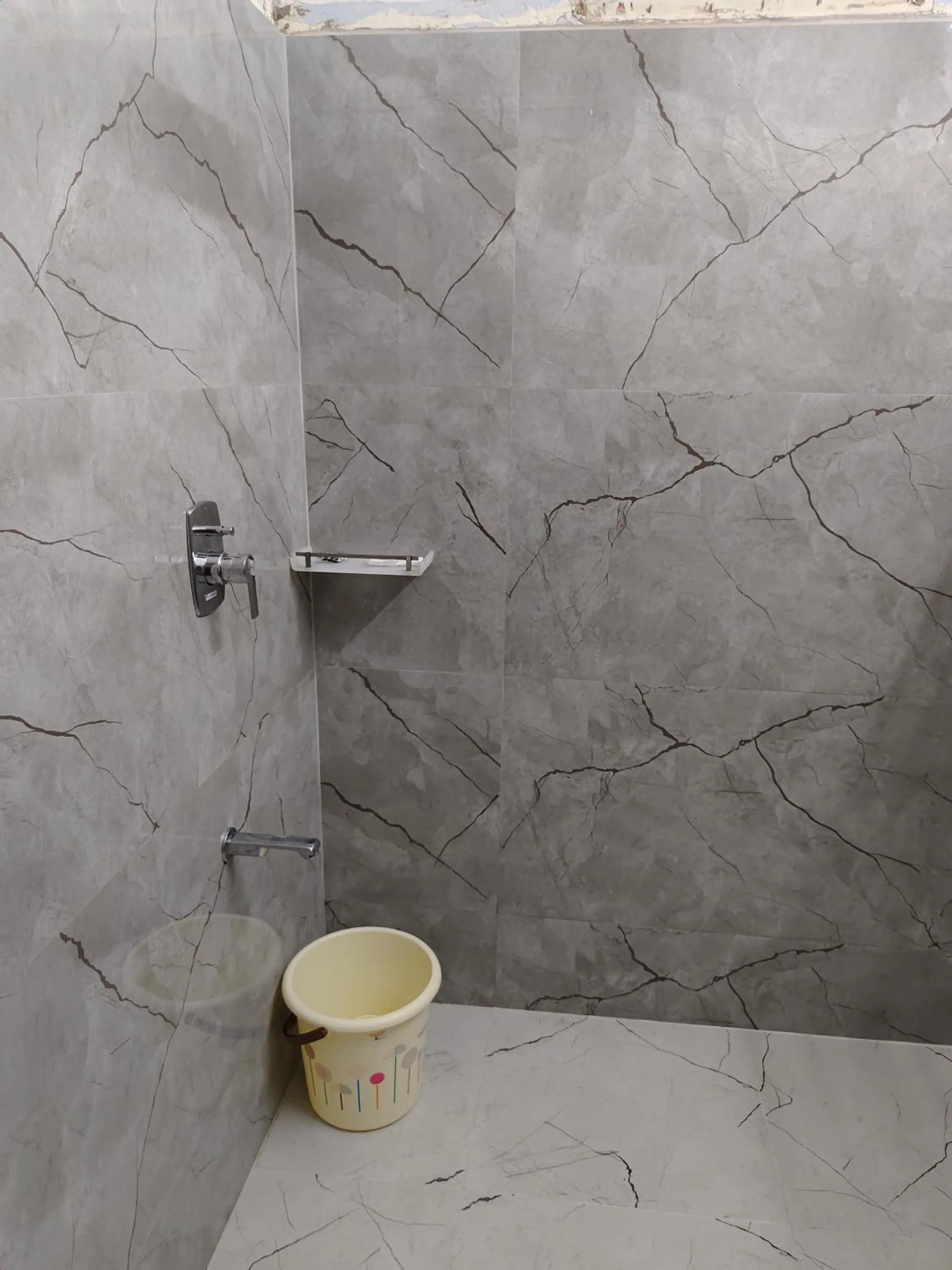 Bathroom in Zingle Stay Airport Hotel