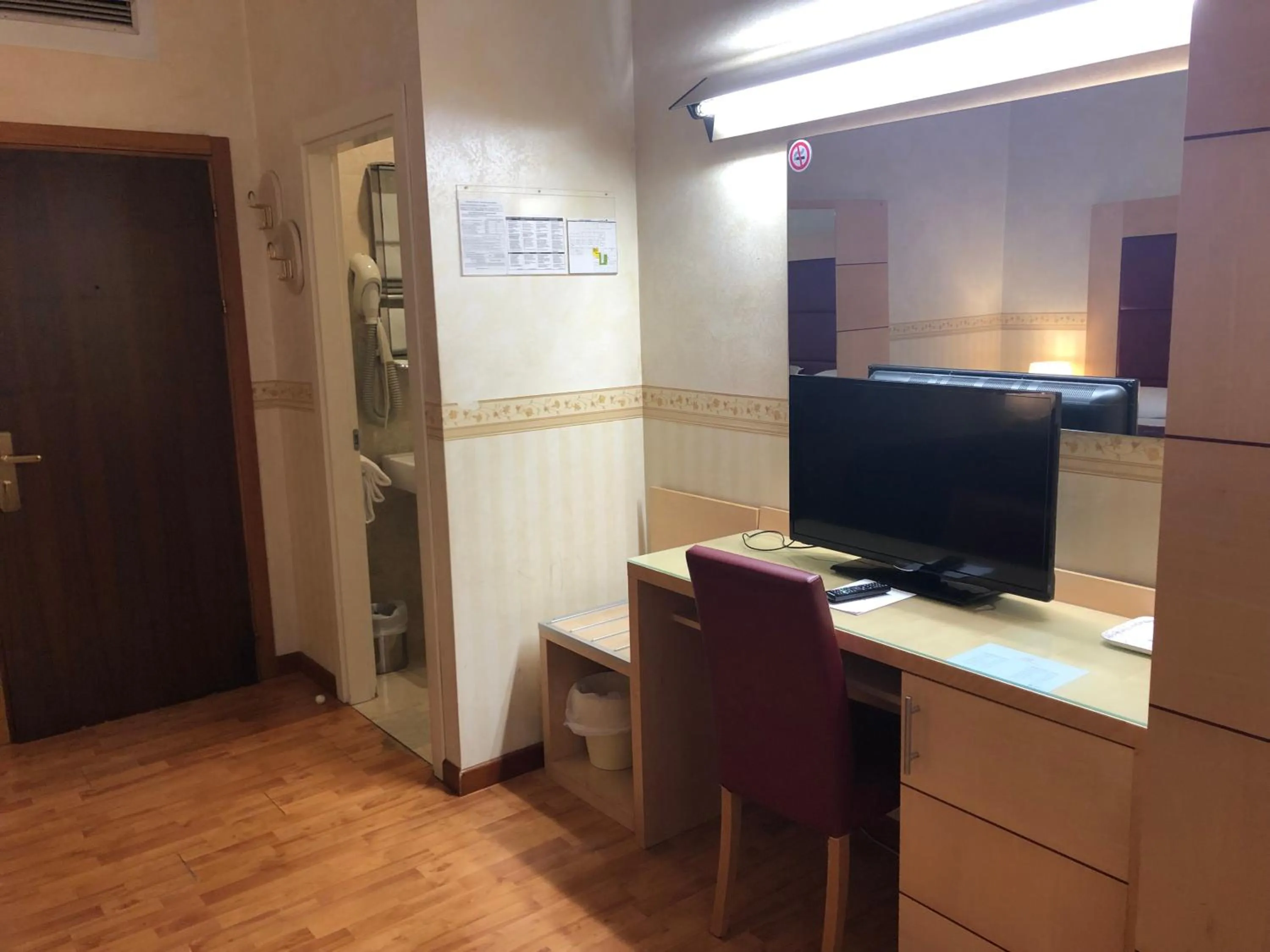 Bedroom in Hotel Lugano Torretta