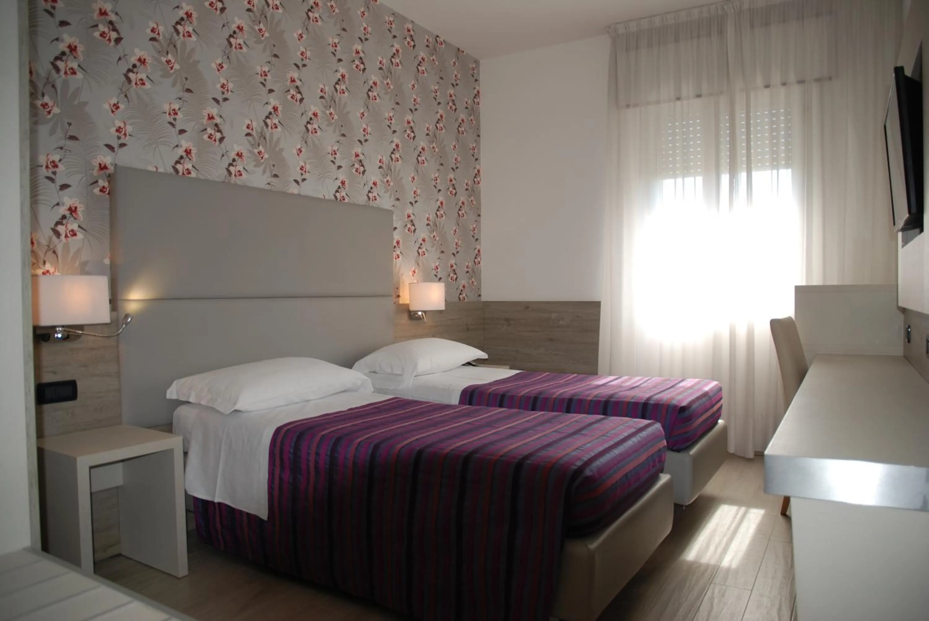 Bedroom, Bed in Hotel Lugano Torretta