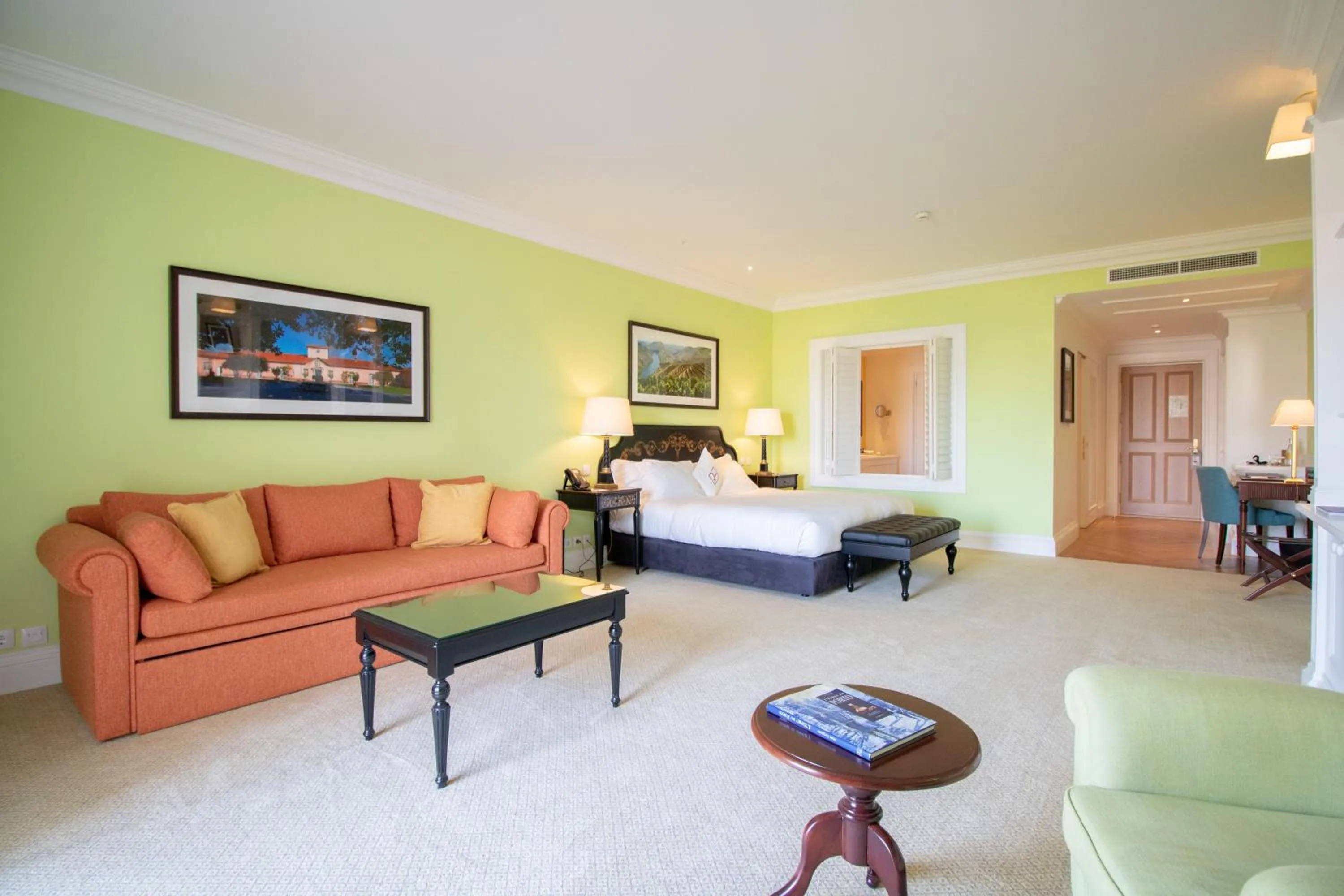 Living room, Bed in The Yeatman