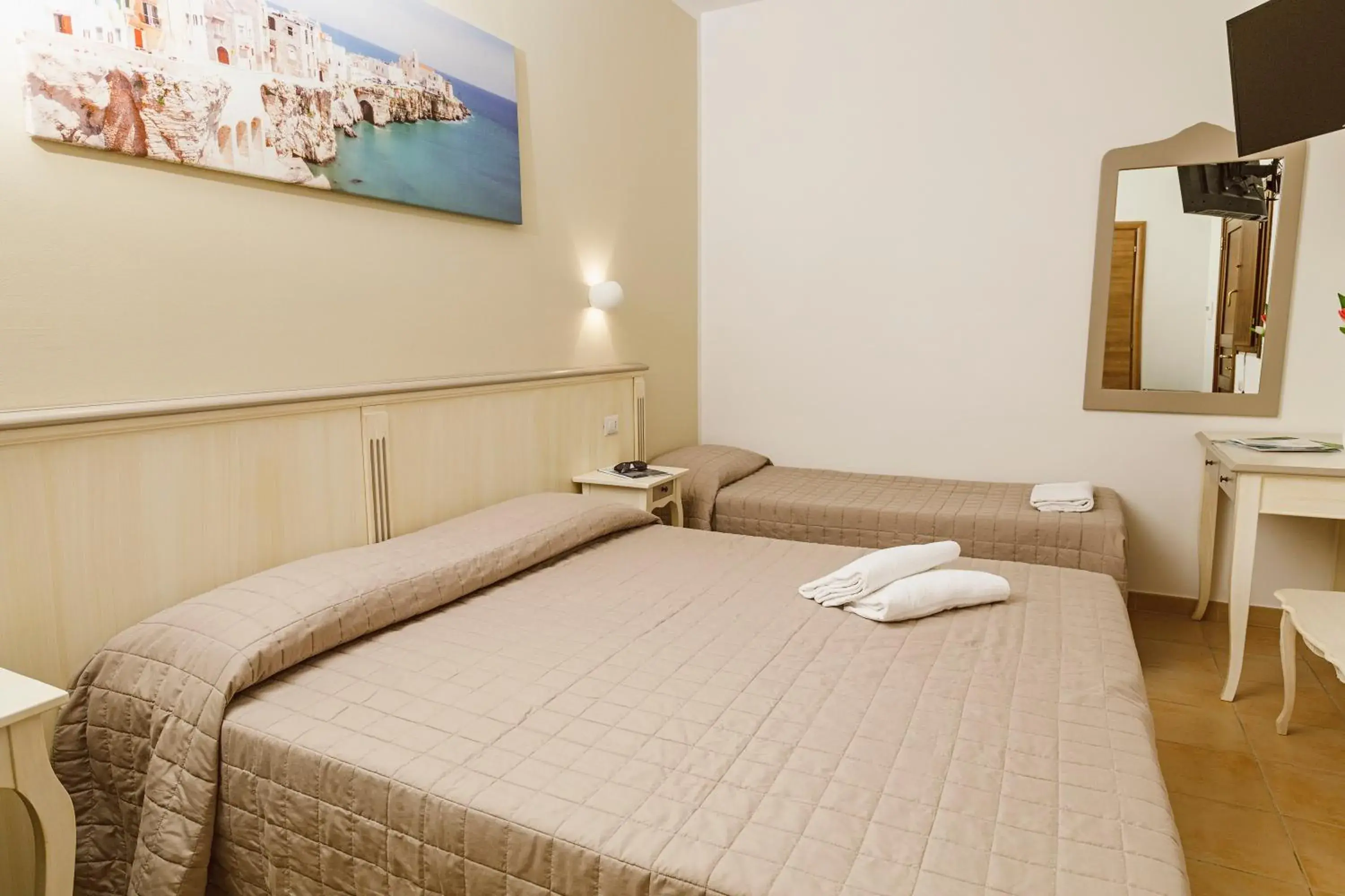 Double or Twin Room with Extra Bed in Village Baia Turchese Double or Twin Room with Extra Bed in Village Baia Turchese