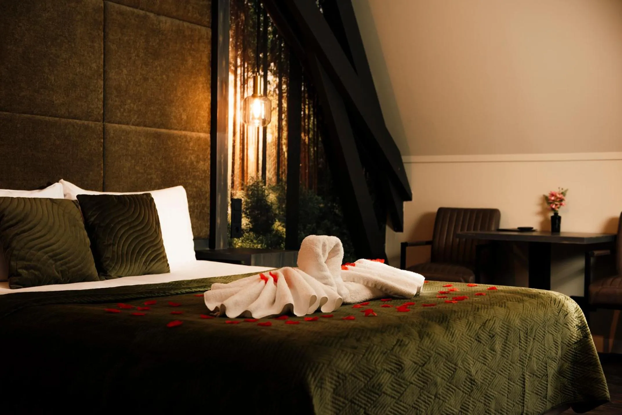 Bed in Hotel de Kastanjefabriek