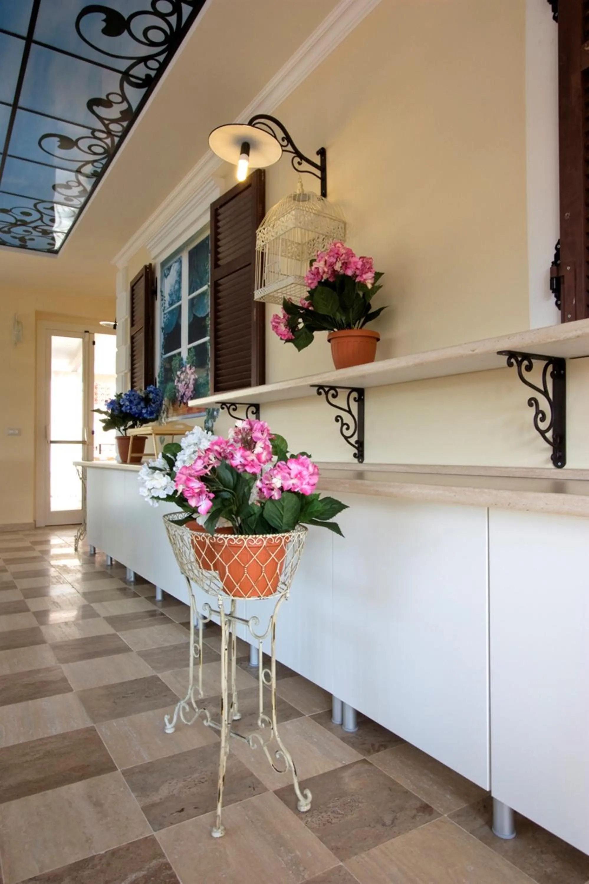 Balcony/Terrace in Hotel Mocambo piscina, spiaggia e biciclette