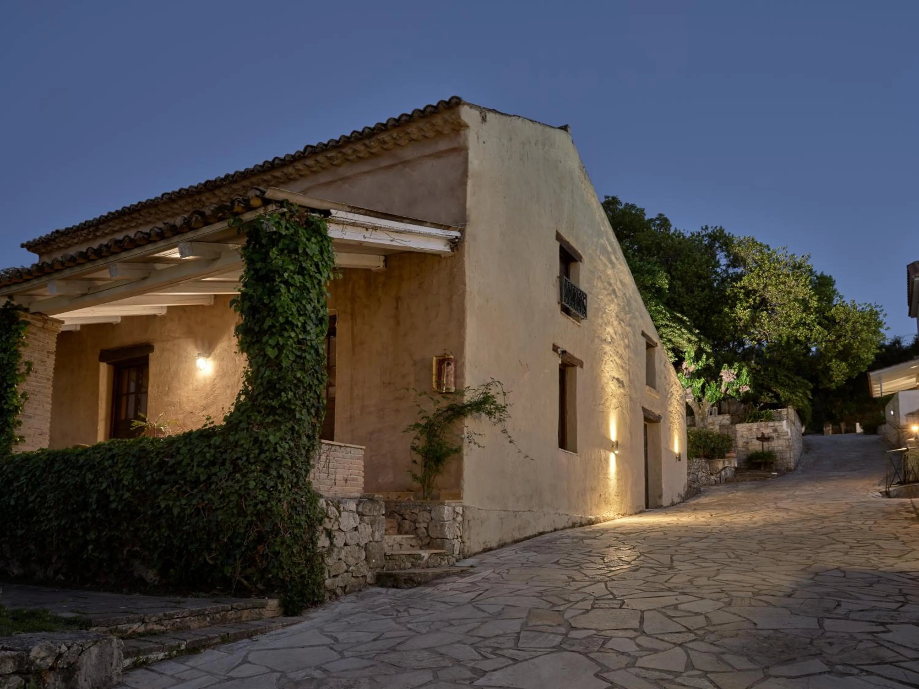 Property building in Razis Apartments