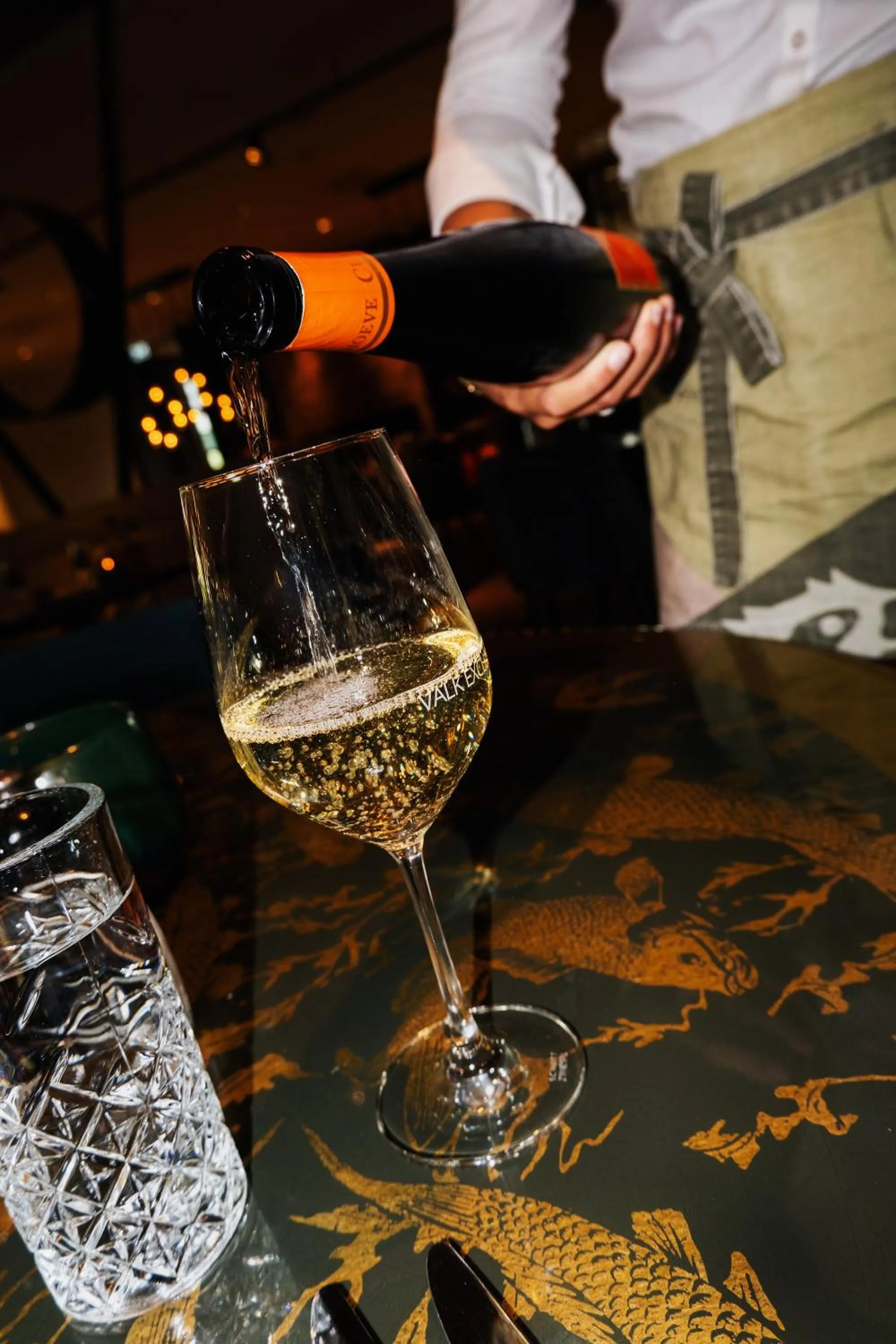 Lounge or bar in Van der Valk Hotel Apeldoorn