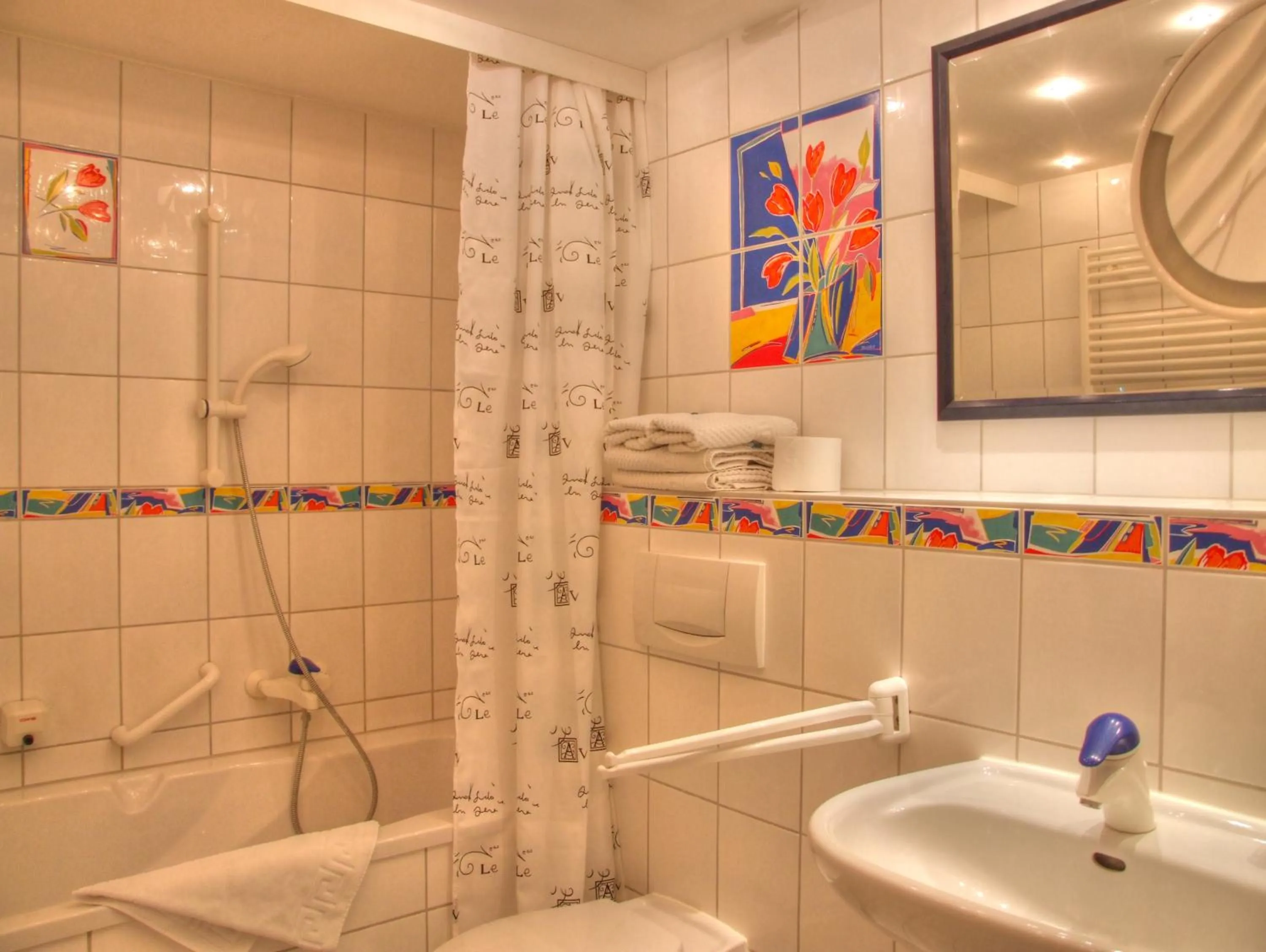 Bathroom in Vogel Hotel & Appartements