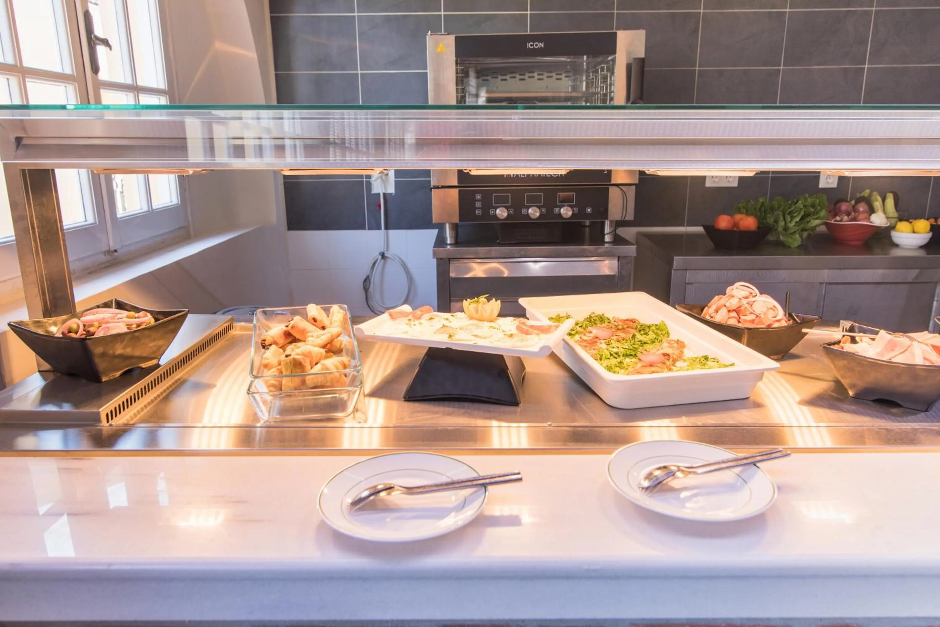 Restaurant/places to eat in OPERA BLUE Hotel Gouvia Corfu