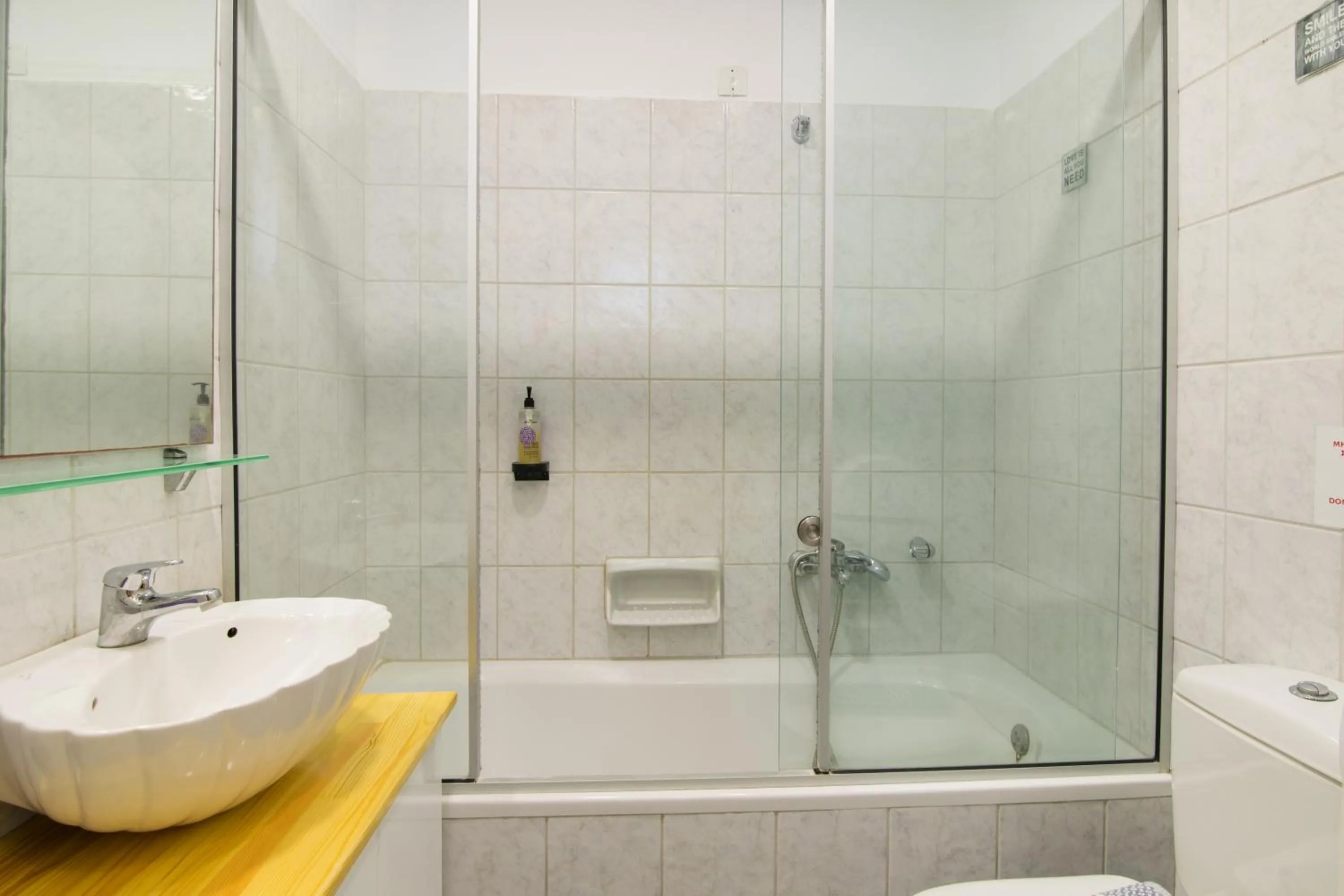 Bathroom in OPERA BLUE Hotel Gouvia Corfu