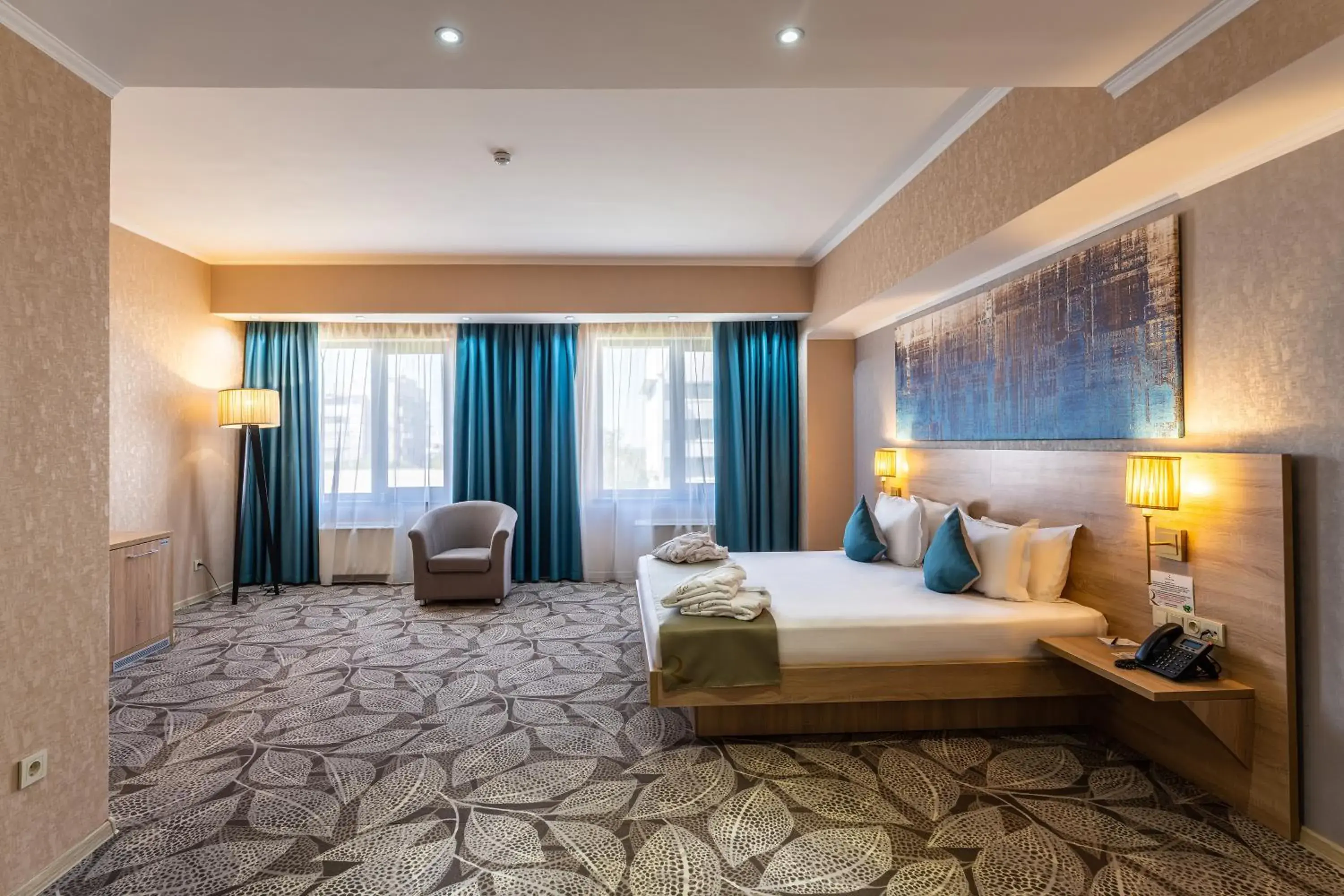 Superior Suite in Renion Park Hotel Superior Suite in Renion Park Hotel