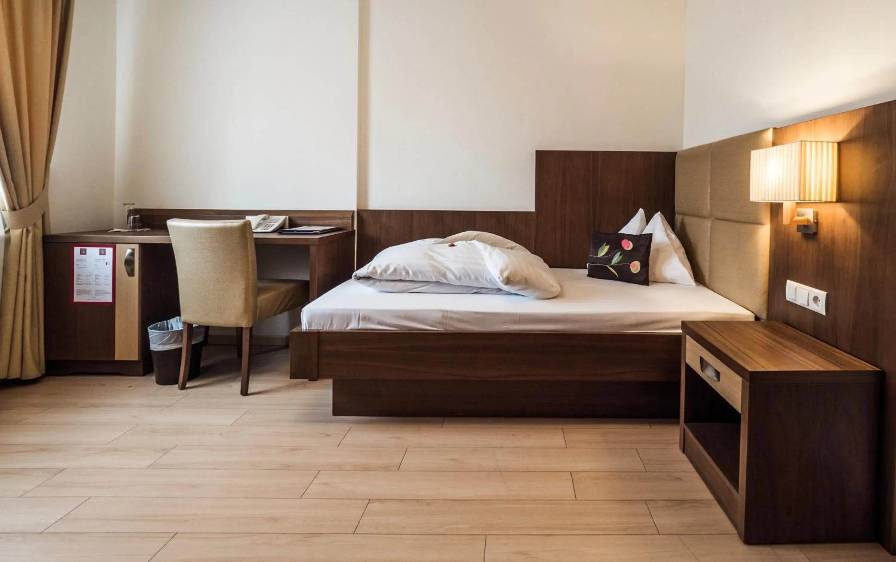 Single Room in Hotel Flair Single Room in Hotel Flair