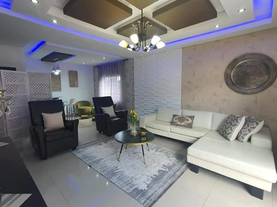 Living room in Ledumo Guest lodge