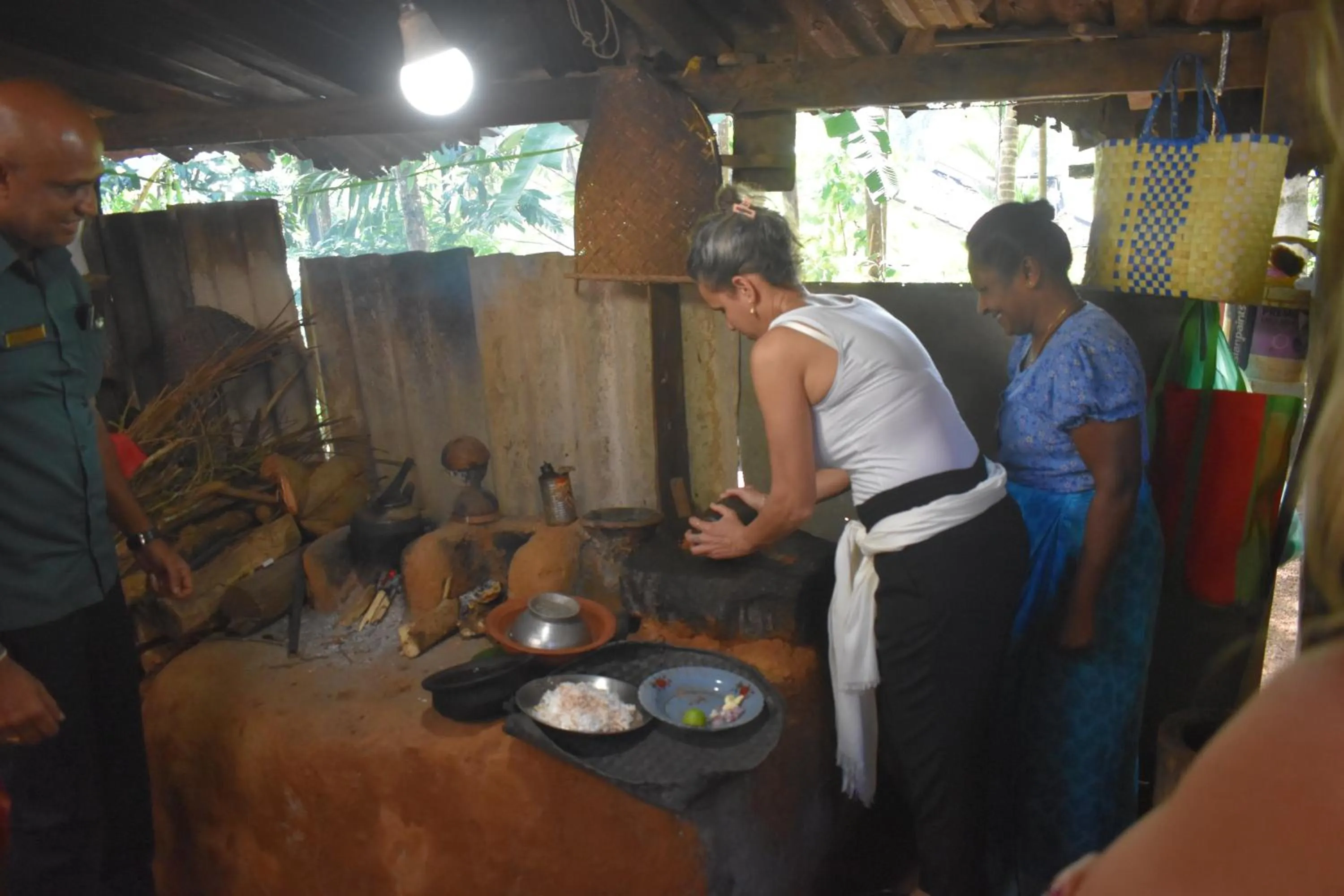 AHAS GAWWA Eco Lodge