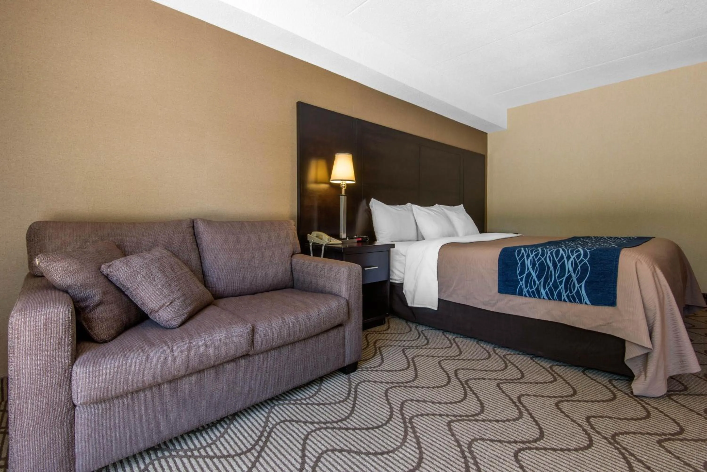 Photo of the whole room, Bed in Comfort Inn