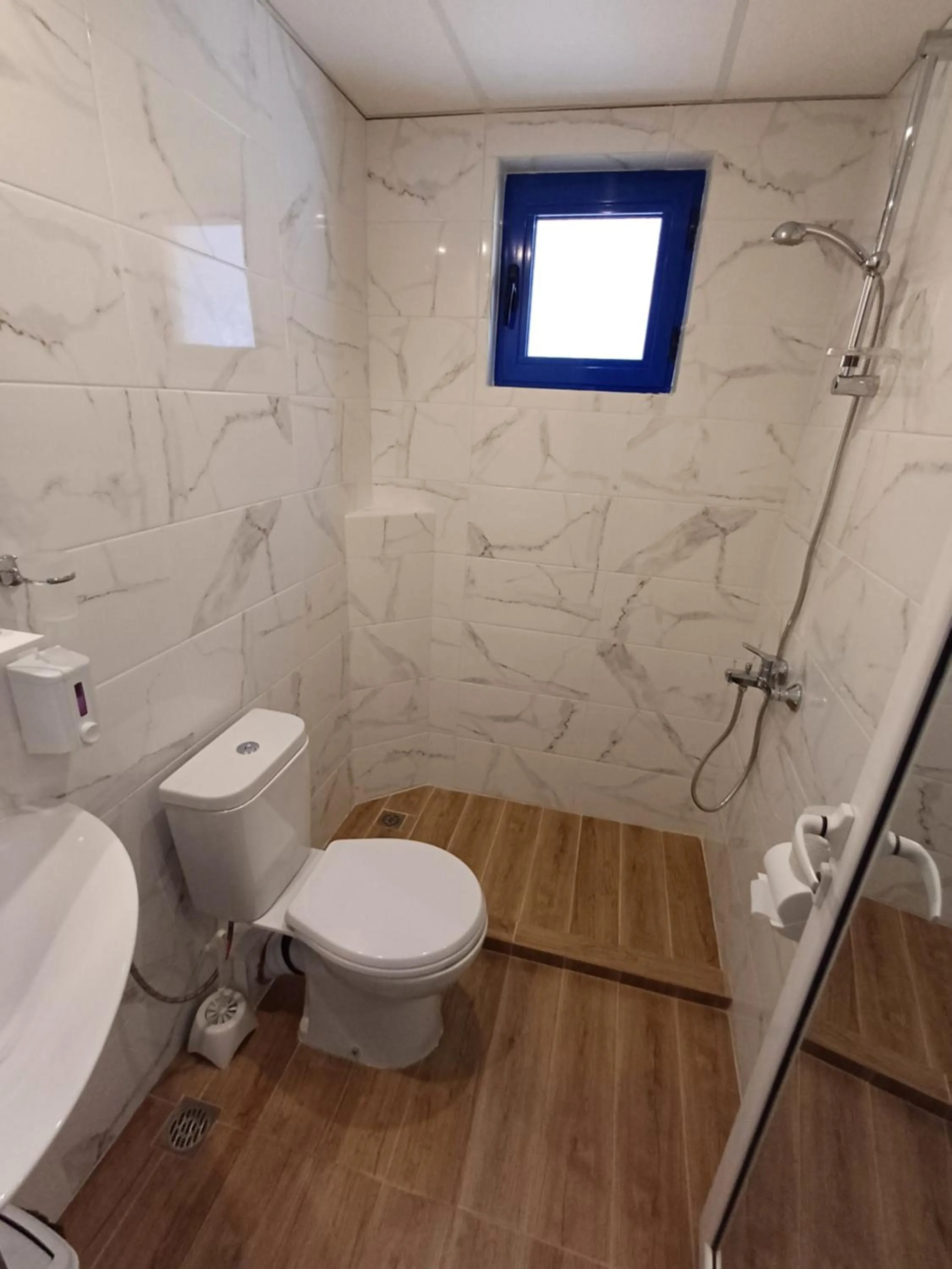 Bathroom in Fenix Family Hotel