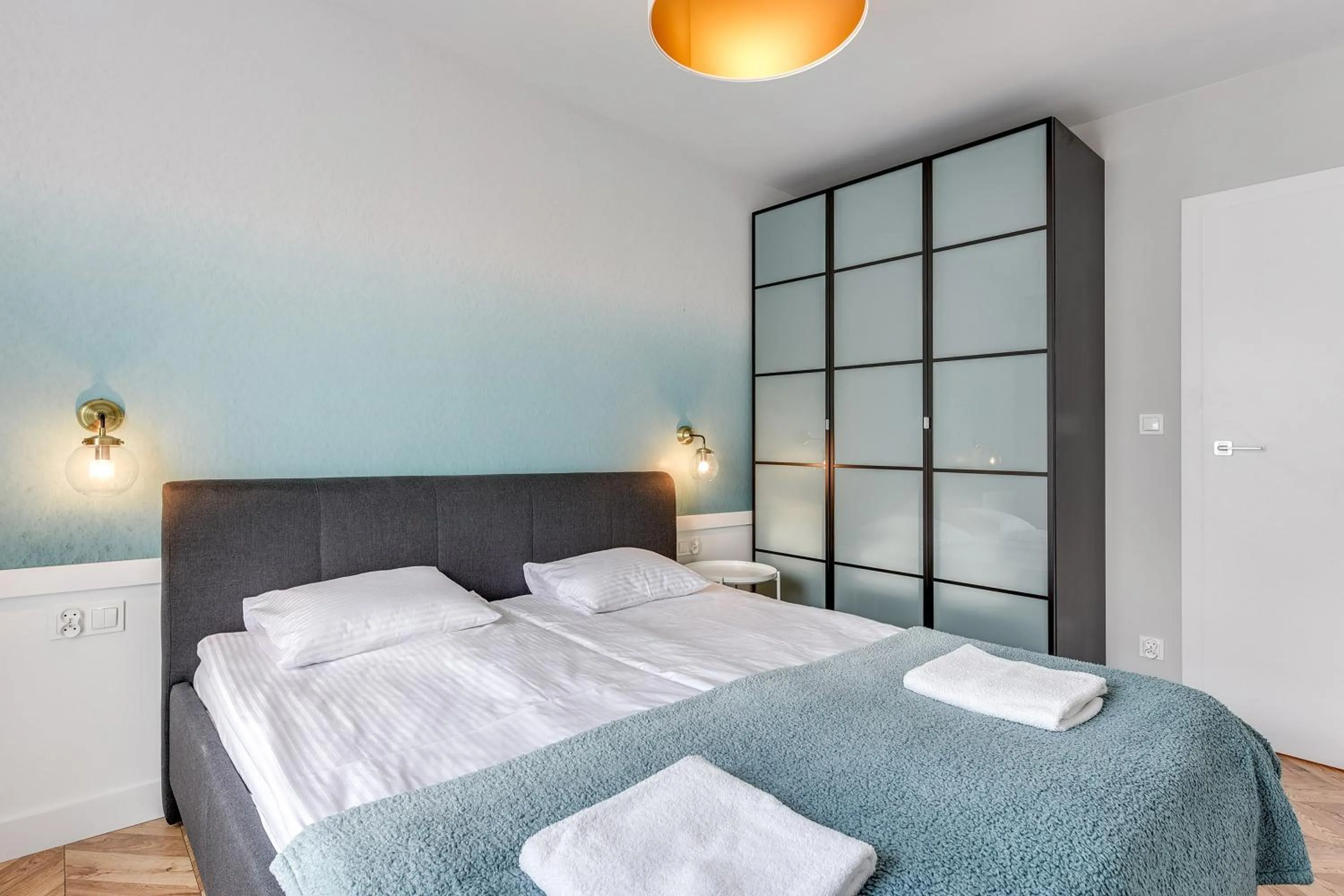 Bed in Angielska Grobla Apartinfo Apartments