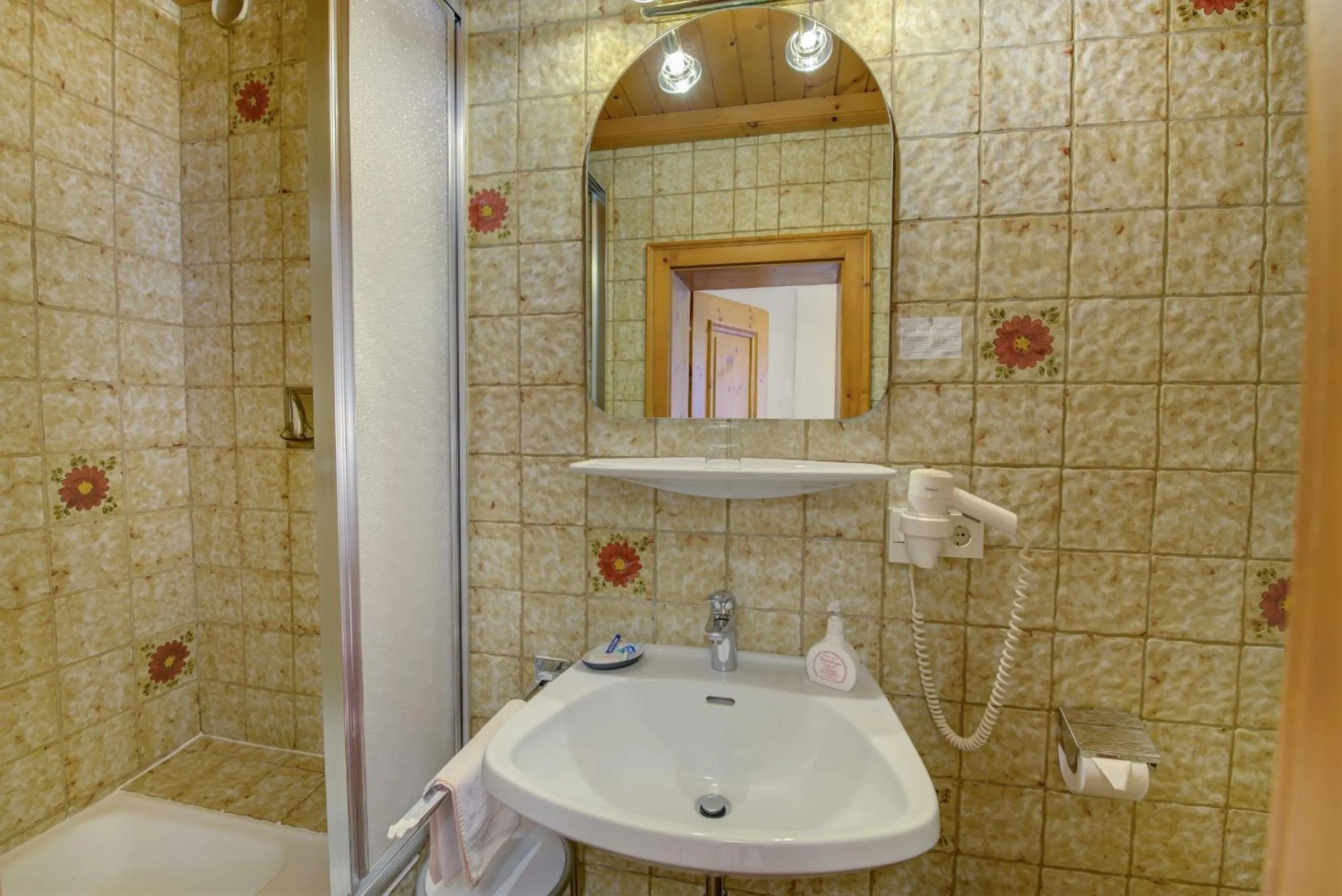 Bathroom in Hotel Wechselberger by Alpeffect Hotels