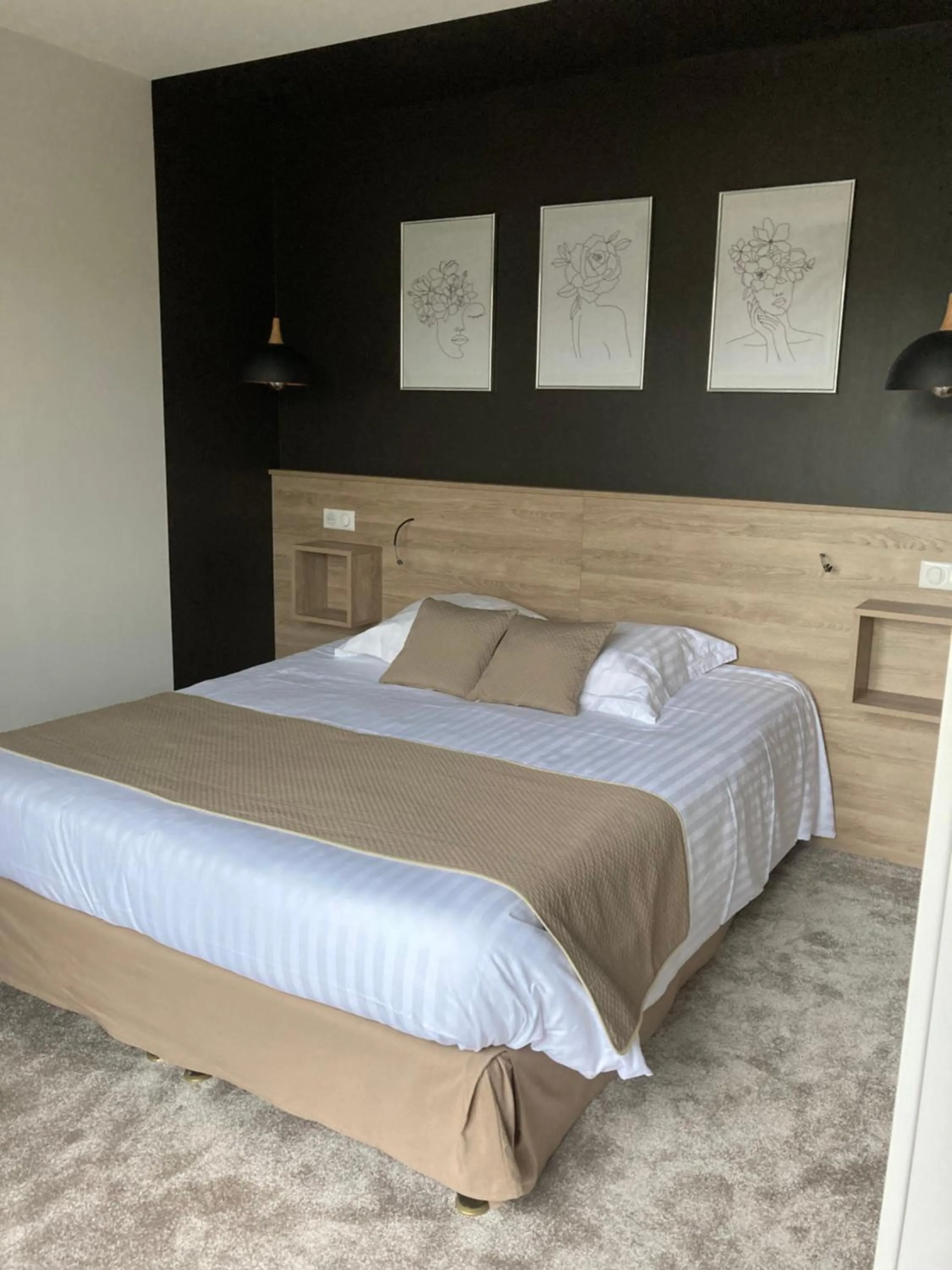 Logis Hotel Restaurant des Voyageurs