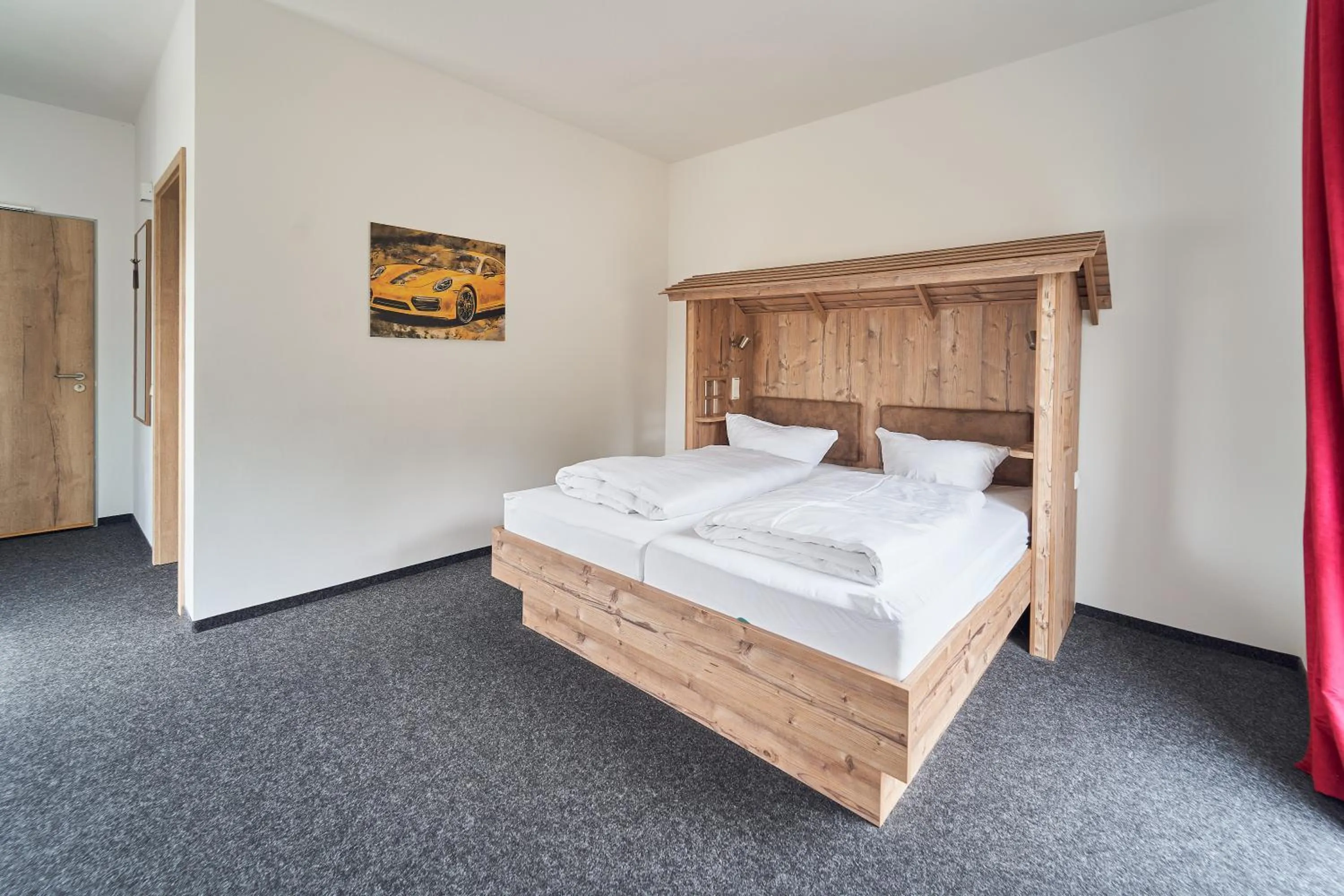 Bed in Hotel am Interpark