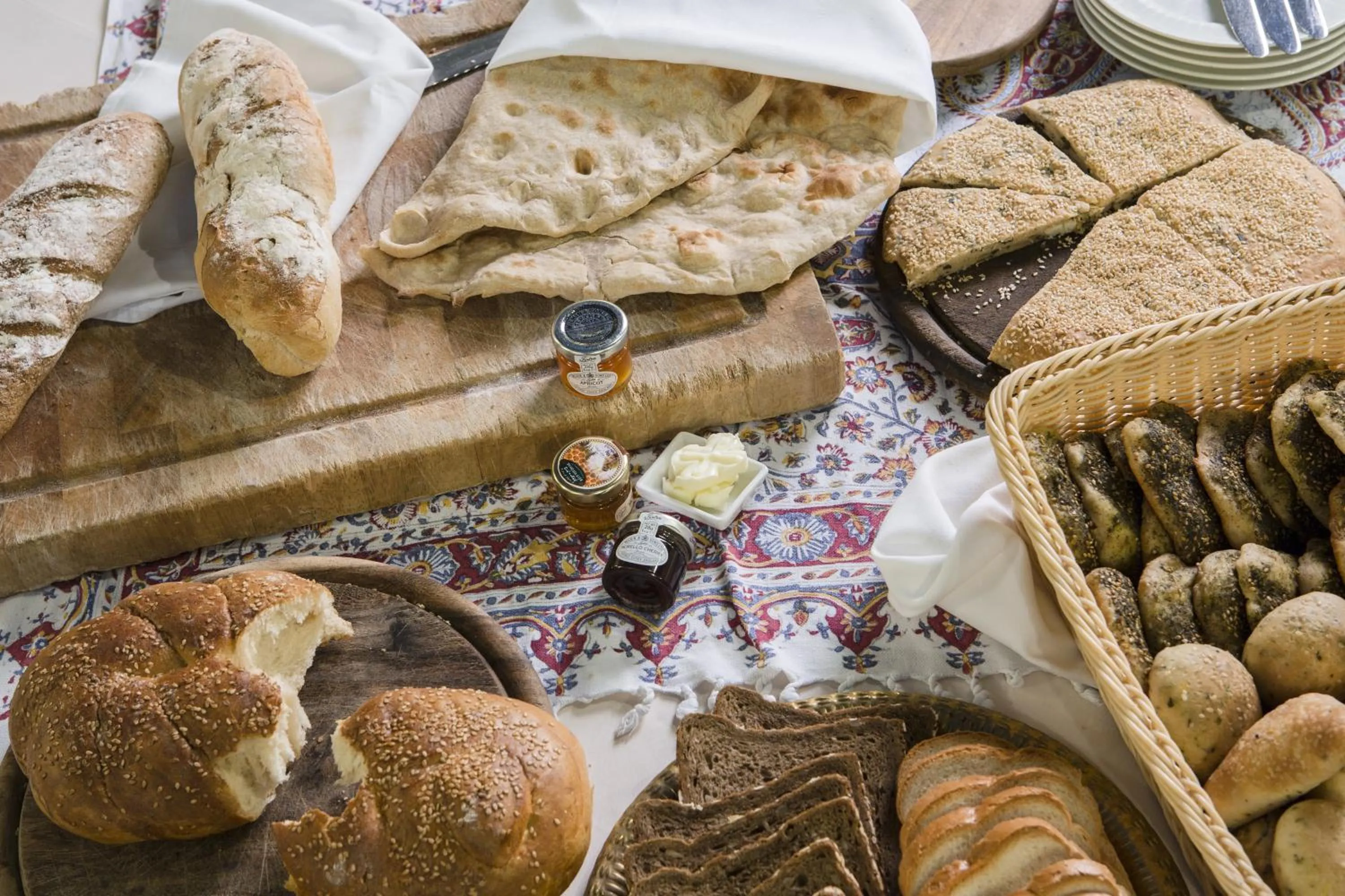 Food in The American Colony Hotel - Small Luxury Hotels of the World