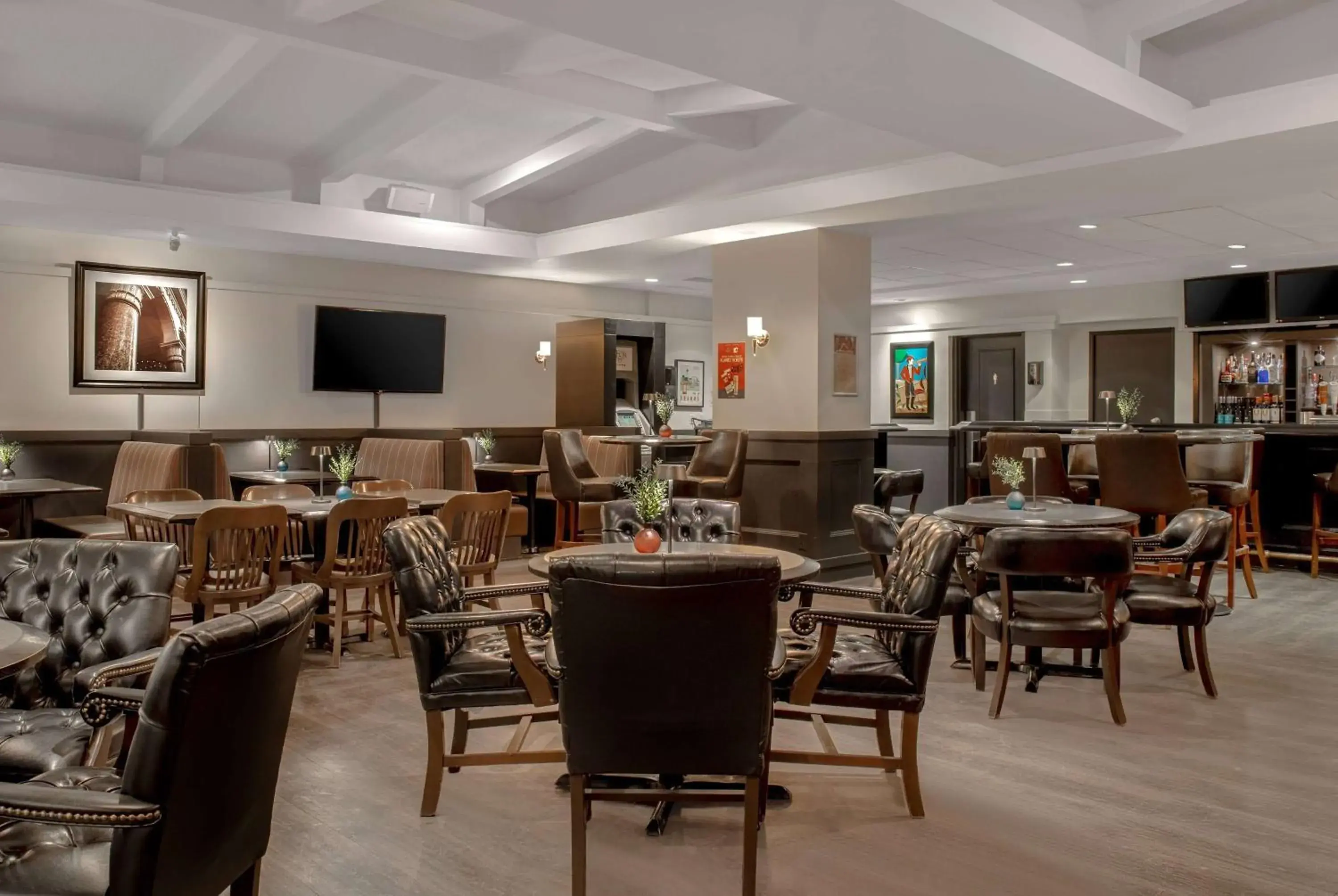 Restaurant/places to eat in Ramada Plaza by Wyndham Calgary Downtown Restaurant/places to eat in Ramada Plaza by Wyndham Calgary Downtown
