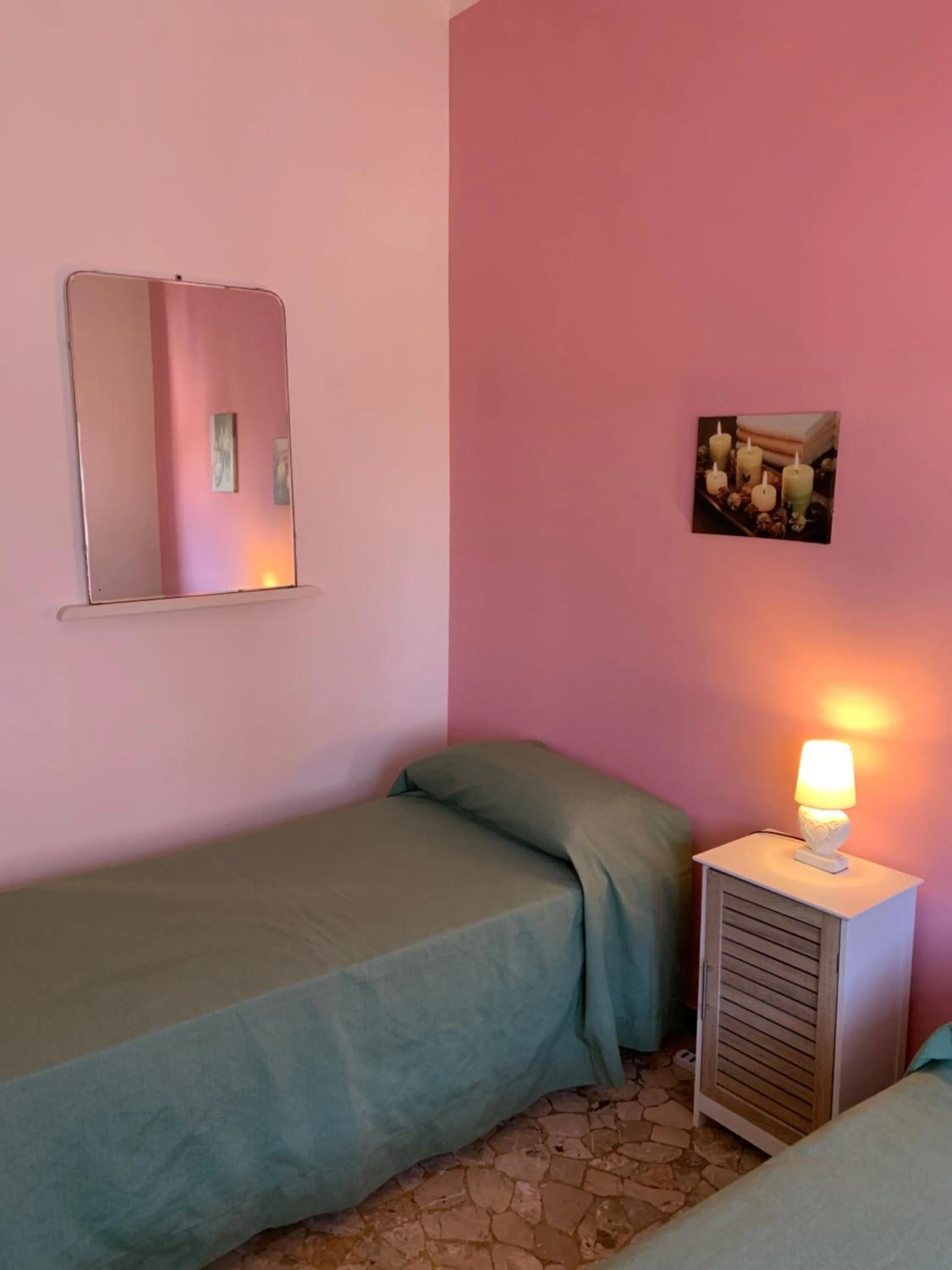 Bed in Affittacamere Serravalle Shopping