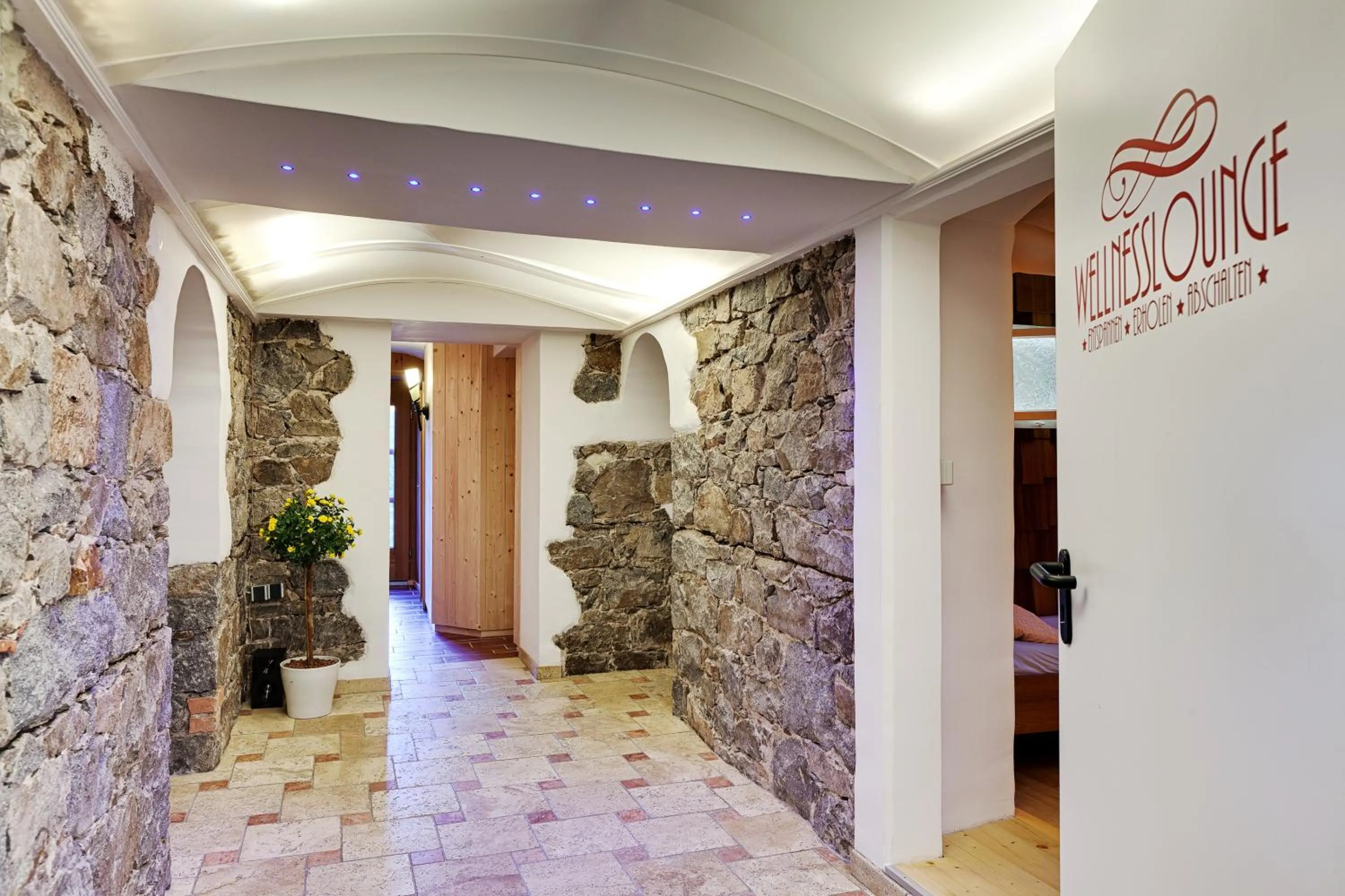 Activities in Hotel La Quinta - adults only