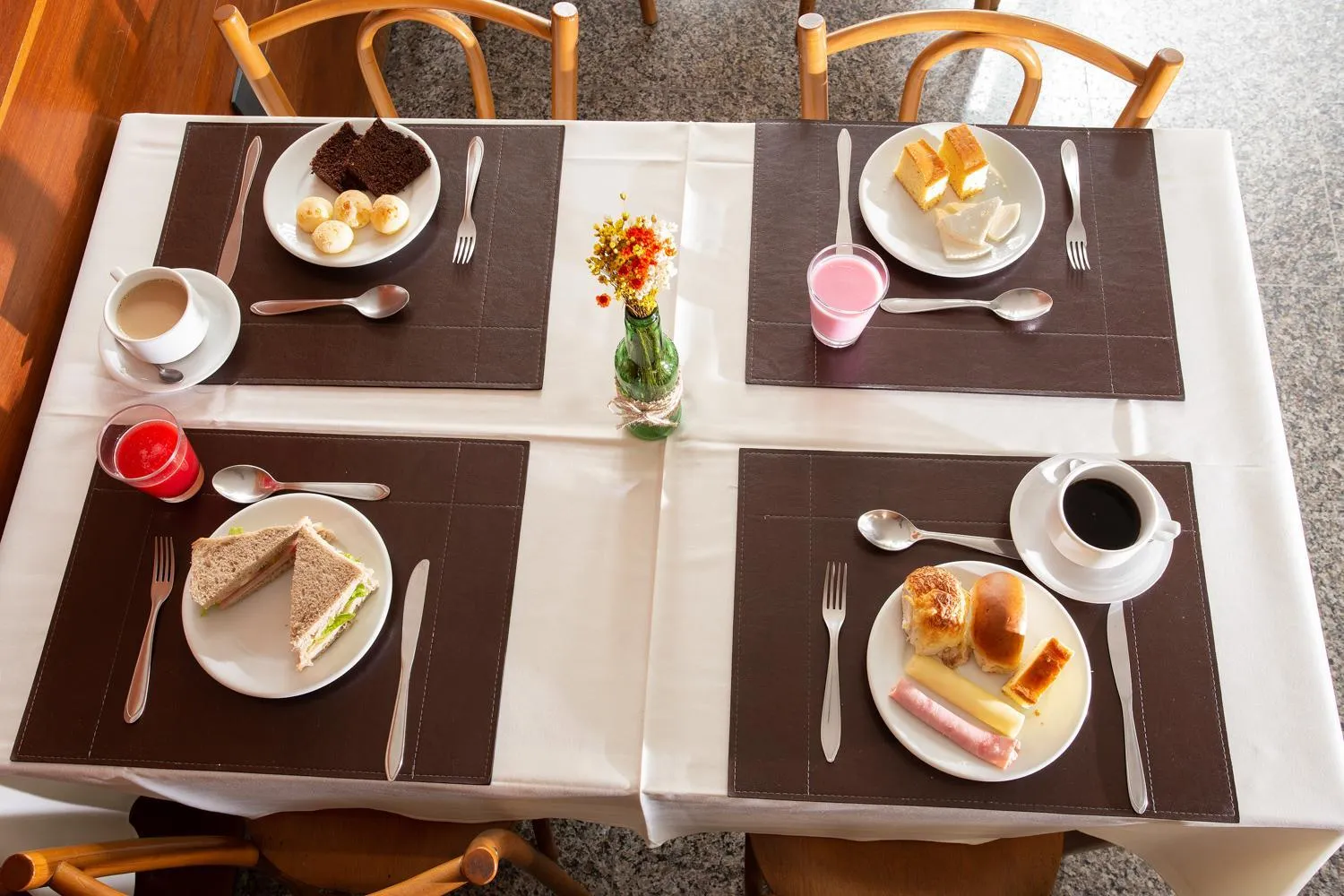 Breakfast in Pampulha Flat