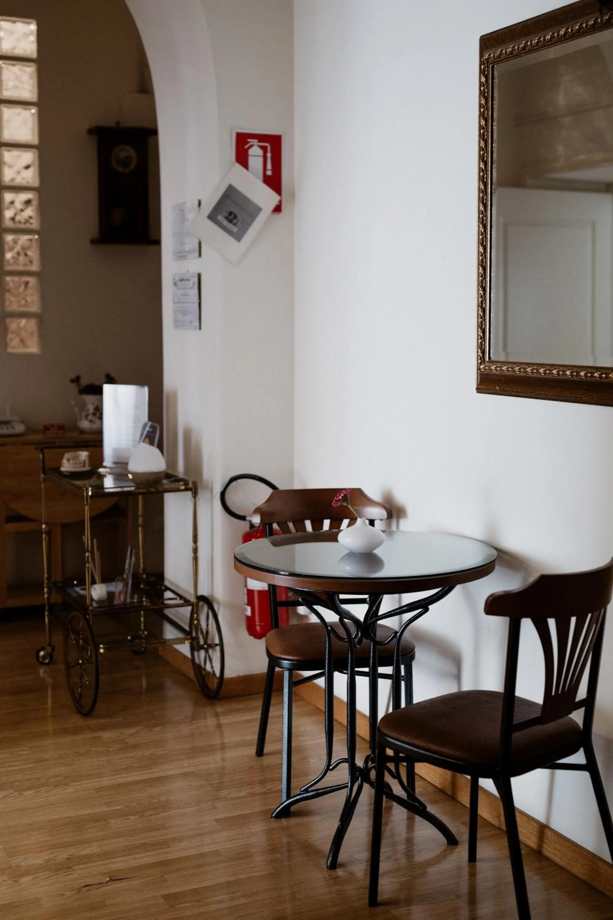 Communal lounge/ TV room in La Girandola Bed & Breakfast