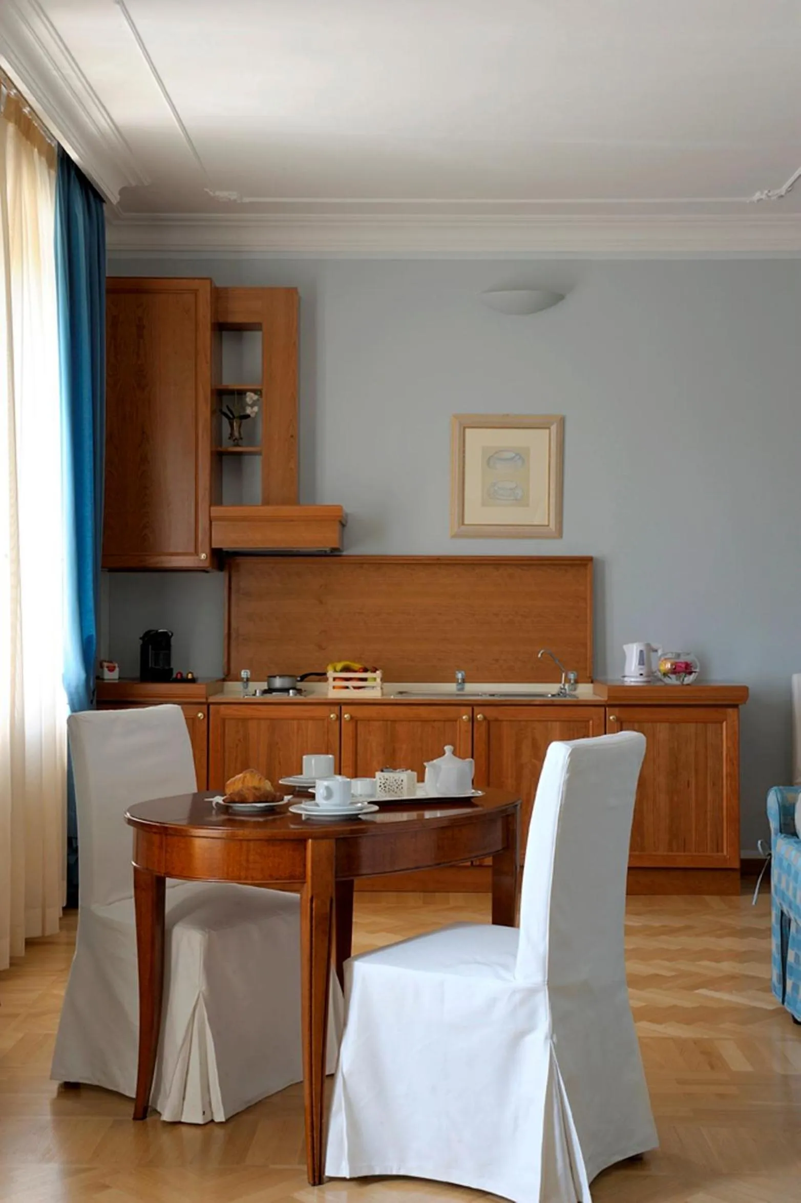 Kitchen or kitchenette in Dea Suite Roma