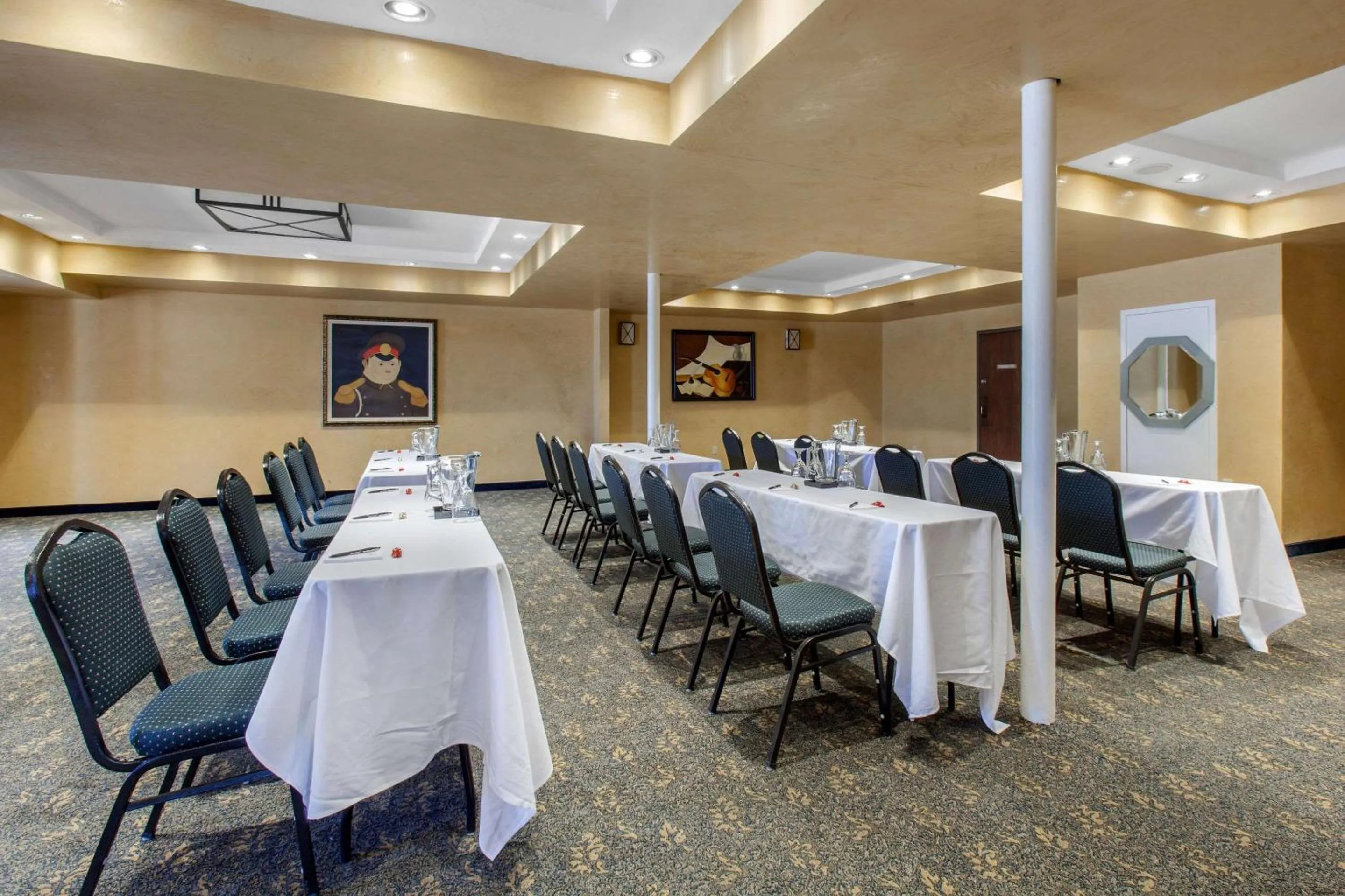 Meeting/conference room in La Posada Lodge & Casitas, an Ascend Collection Hotel