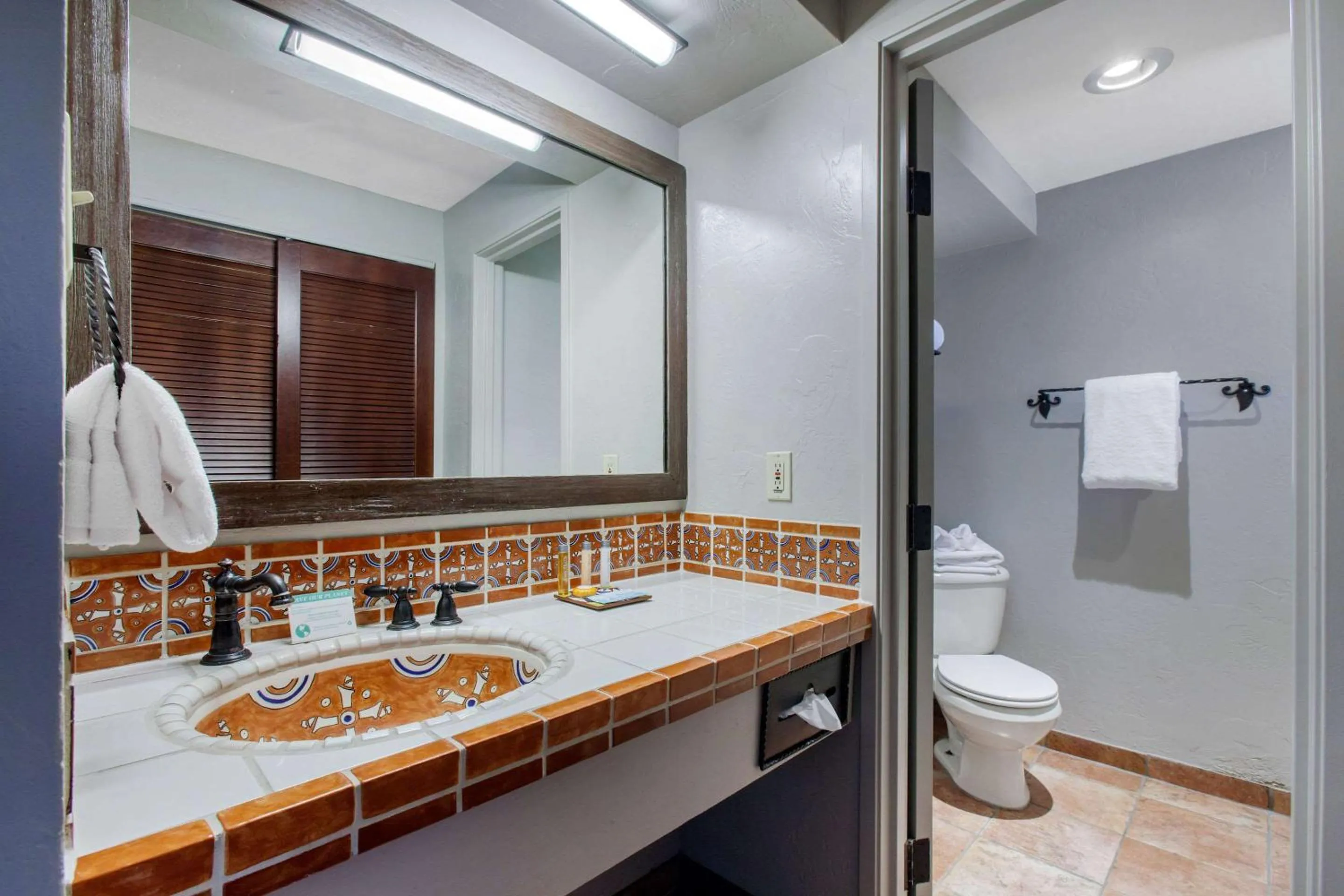 Toilet in La Posada Lodge & Casitas, an Ascend Collection Hotel