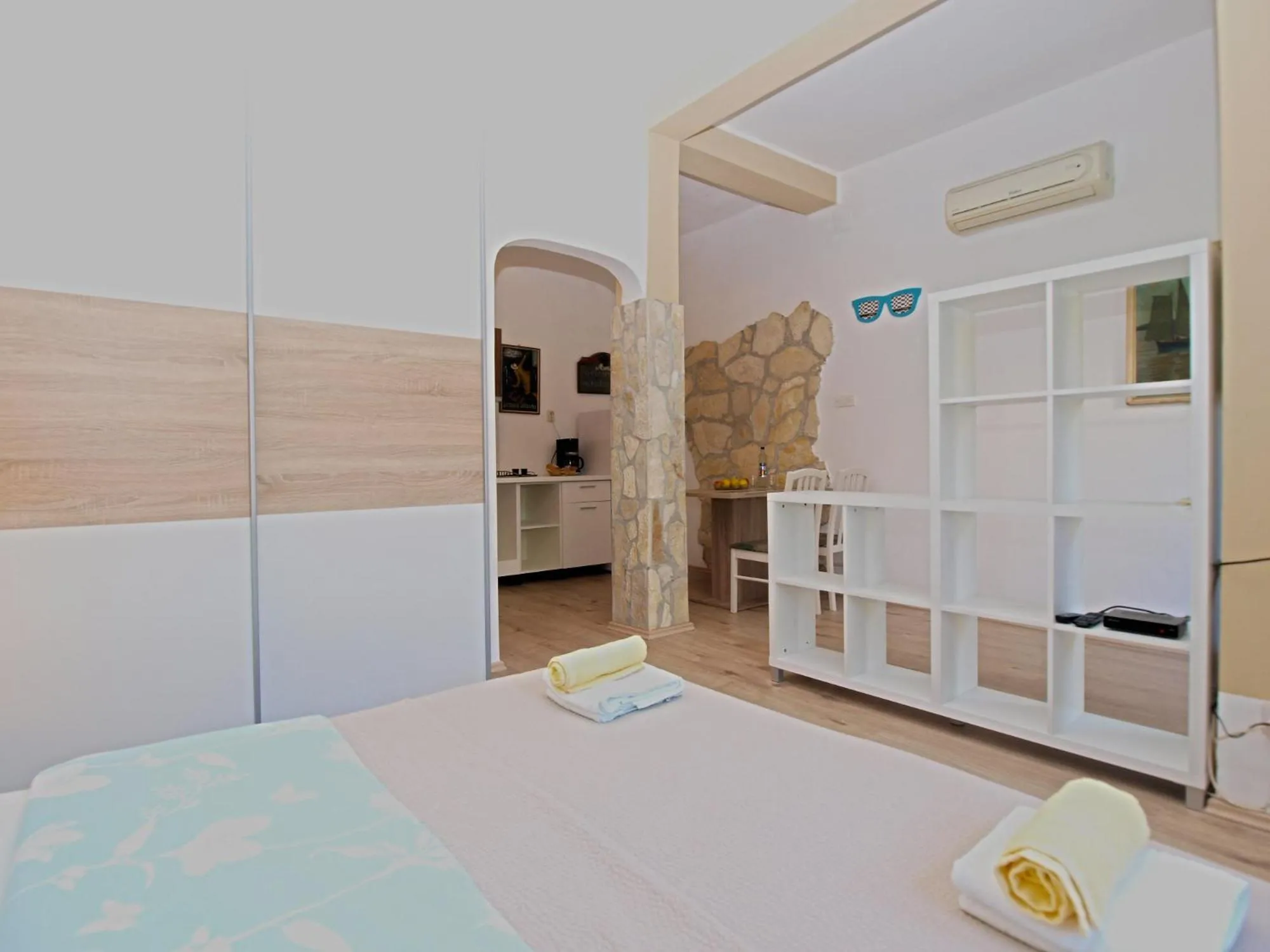 Bed in Apartment Igor 1364