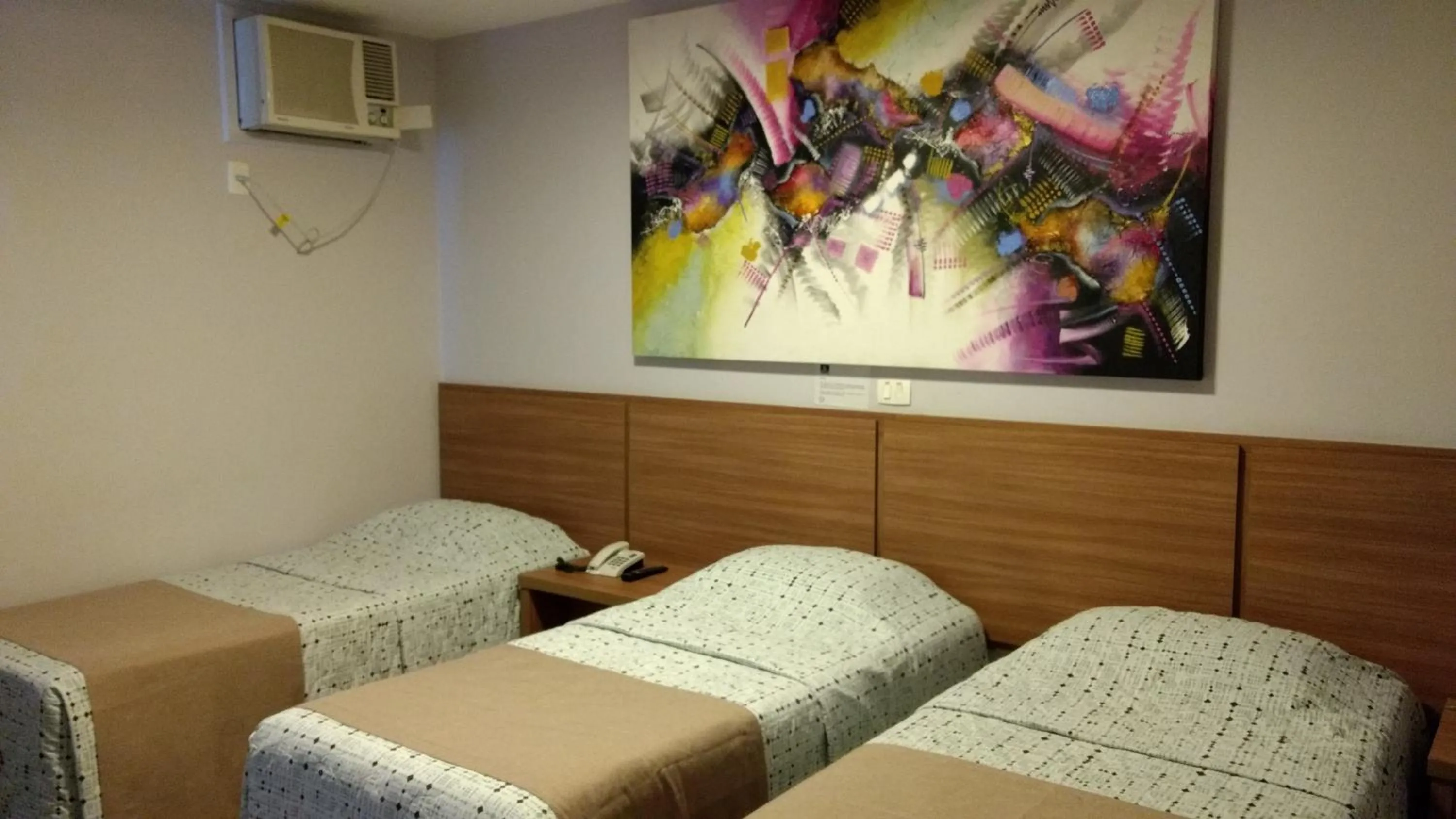 Bedroom, Bed in Gallant Hotel