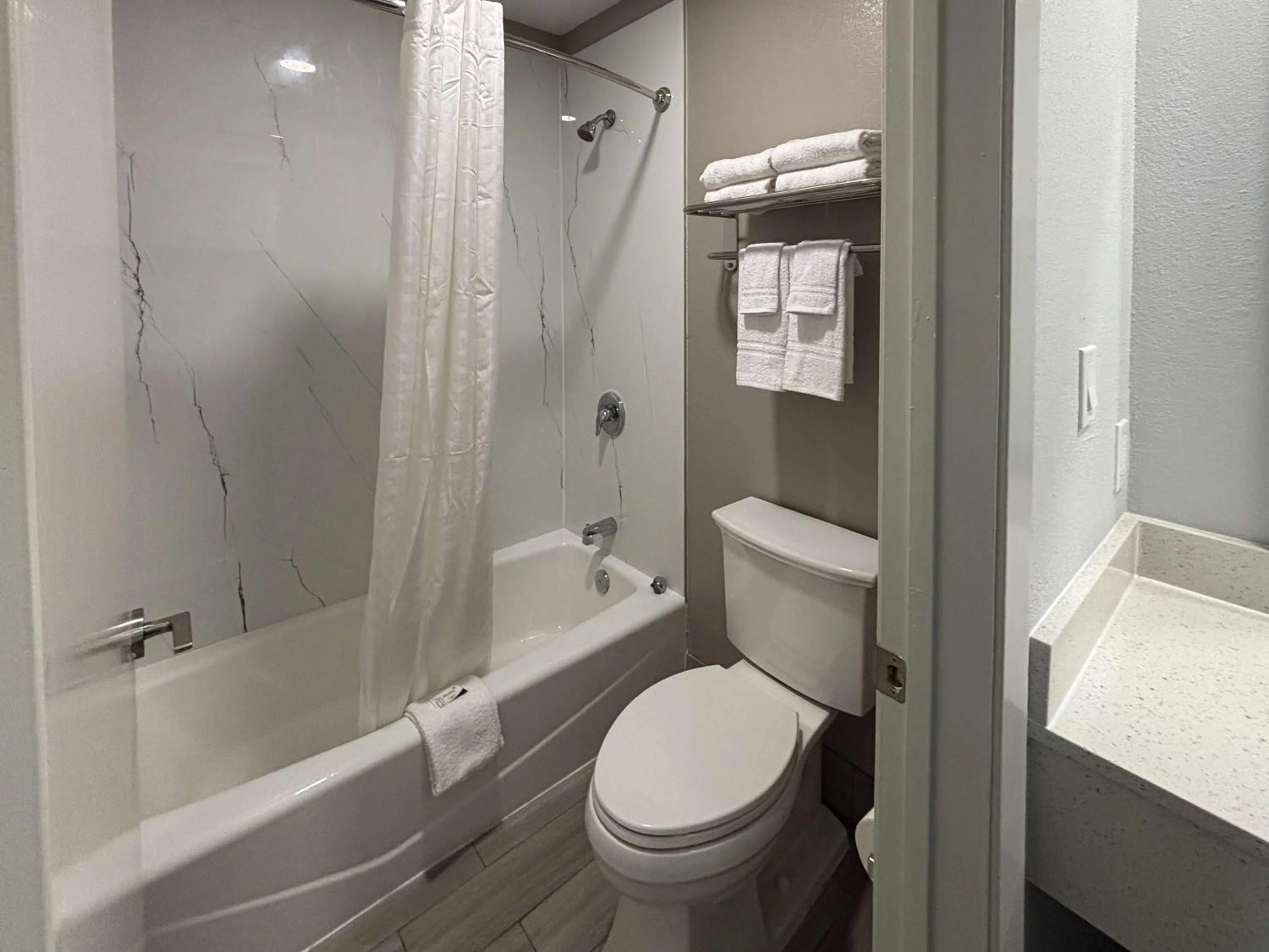 Bathroom in Americas Best Value Inn & Suites La Porte/Houston